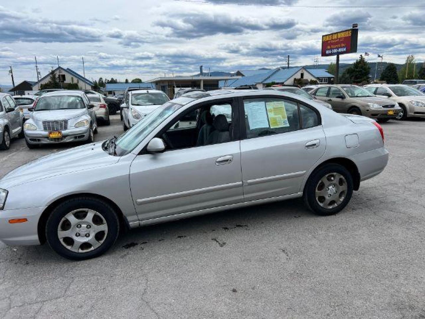 2002 Hyundai Elantra GLS (KMHDN45D52U) with an 2.0L L4 DOHC 16V engine, located at 601 E. Idaho St., Kalispell, MT, 59901, (406) 300-4664, 0.000000, 0.000000 - Photo#2