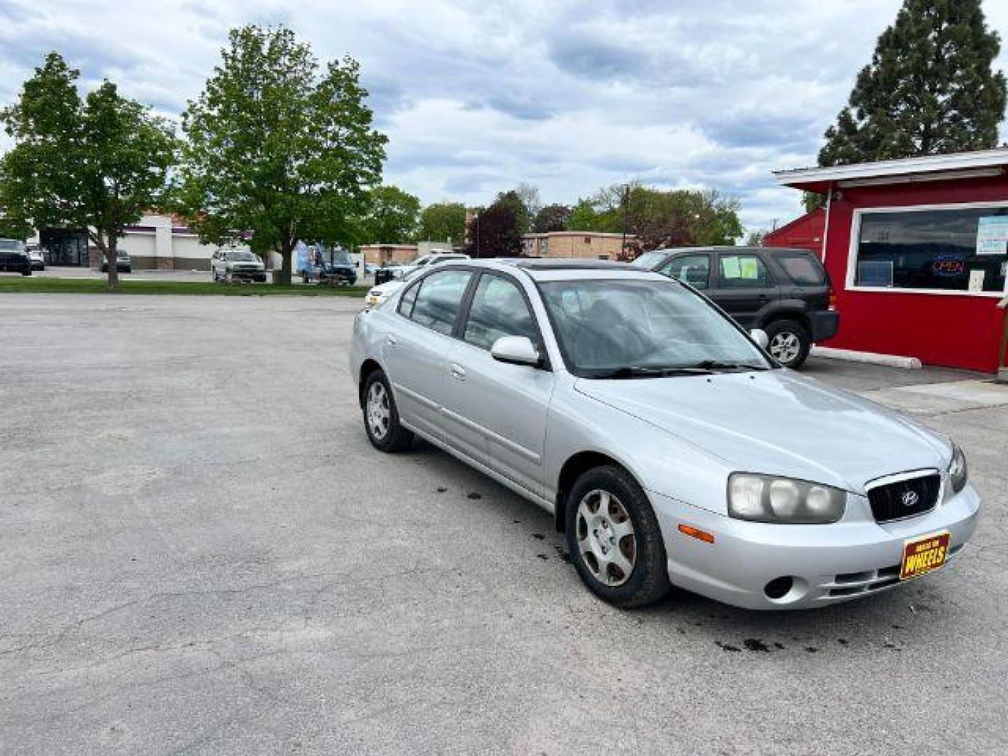 2002 Hyundai Elantra GLS (KMHDN45D52U) with an 2.0L L4 DOHC 16V engine, located at 601 E. Idaho St., Kalispell, MT, 59901, (406) 300-4664, 0.000000, 0.000000 - Photo#3