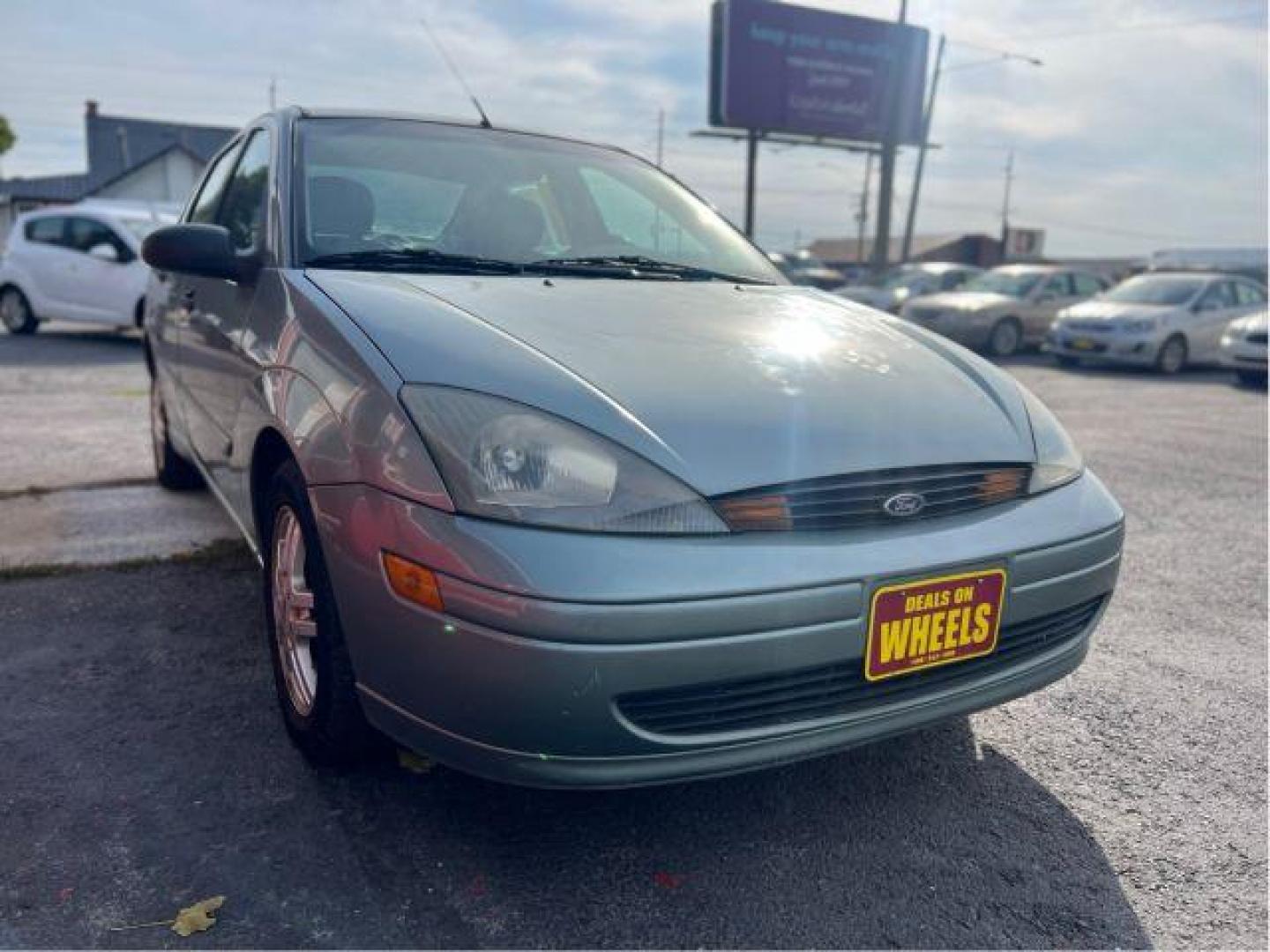 2003 Ford Focus SE (1FAHP34P03W) with an 2.0L L4 SOHC 8V engine, located at 601 E. Idaho St., Kalispell, MT, 59901, (406) 300-4664, 0.000000, 0.000000 - Photo#6