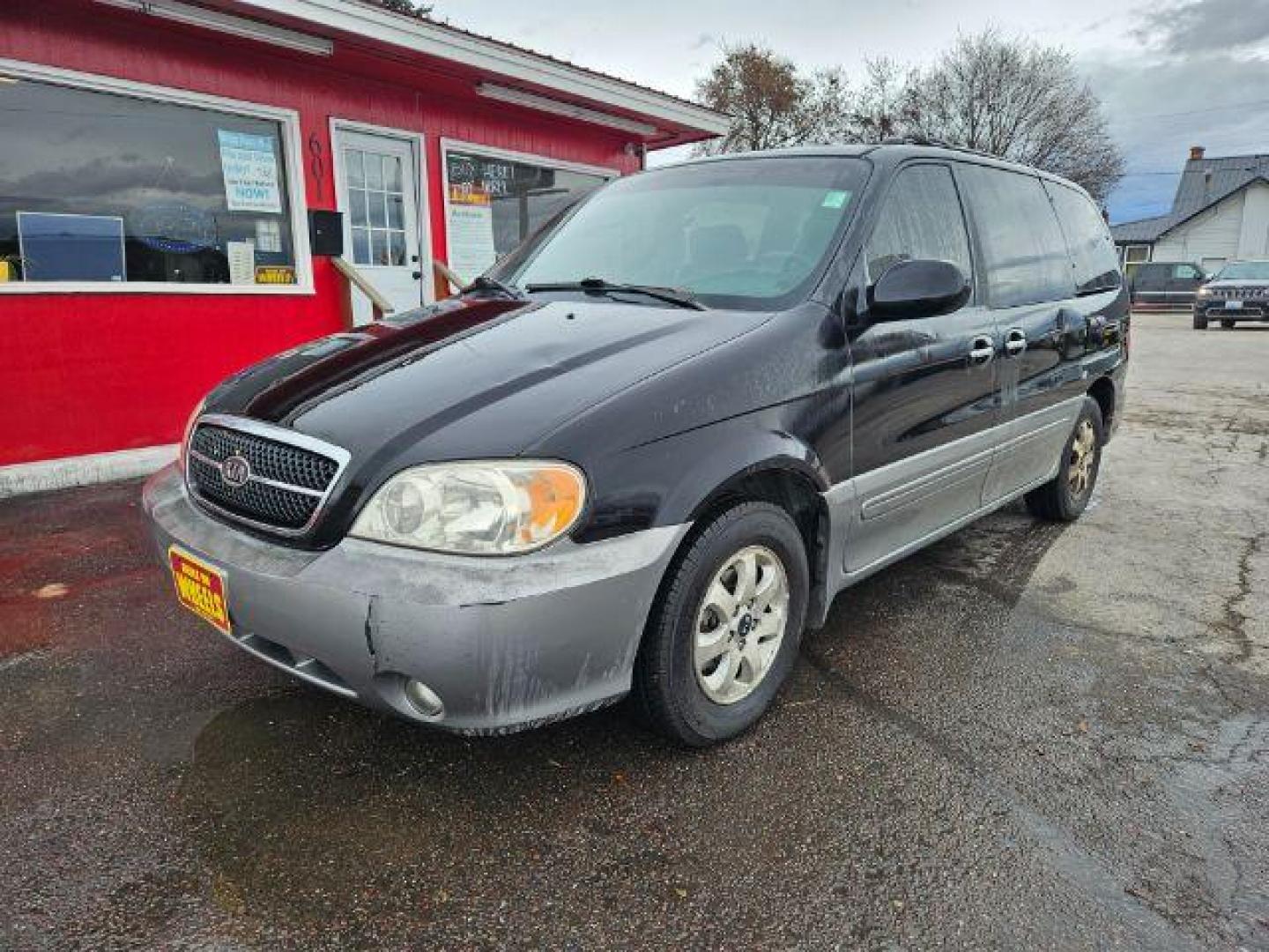 2004 Kia Sedona LX (KNDUP131046) with an 3.5L V6 DOHC 16V engine, 5-Speed Automatic transmission, located at 601 E. Idaho St., Kalispell, MT, 59901, (406) 300-4664, 0.000000, 0.000000 - Photo#0