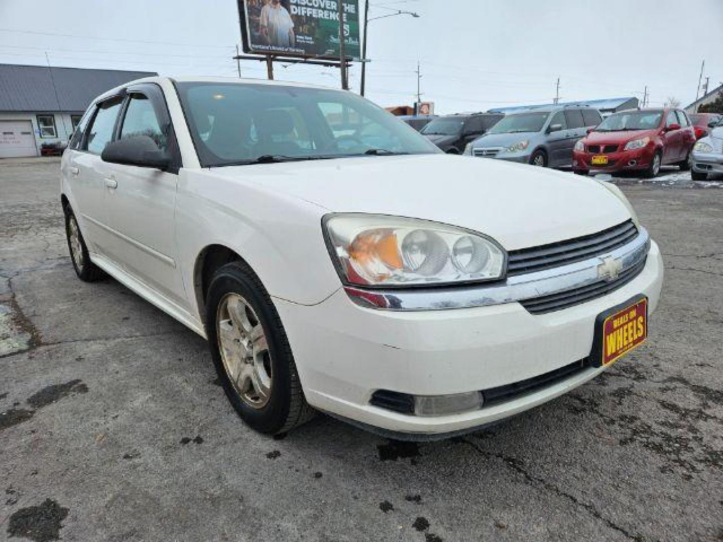 2005 Chevrolet Malibu MAXX LT (1G1ZU64875F) with an 3.5L V6 OHV 12V engine, 4-Speed Automatic transmission, located at 601 E. Idaho St., Kalispell, MT, 59901, (406) 300-4664, 0.000000, 0.000000 - Photo#6