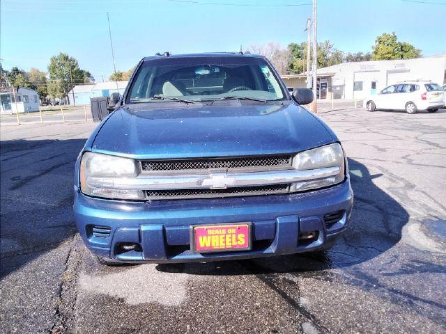 2005 Chevrolet TrailBlazer LS 4WD (1GNDT13S352) with an 4.2L L6 DOHC 24V engine, 4-Speed Automatic transmission, located at 4047 Montana Ave., Billings, MT, 59101, 45.770847, -108.529800 - Photo#2