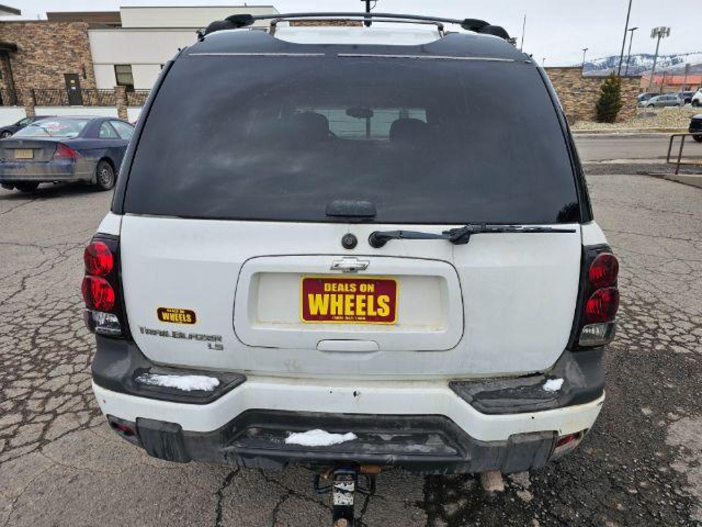 2005 Summit White Chevrolet TrailBlazer EXT LS 4WD (1GNET16S156) with an 4.2L L6 DOHC 24V engine, 4-Speed Automatic transmission, located at 1800 West Broadway, Missoula, 59808, (406) 543-1986, 46.881348, -114.023628 - Photo#4