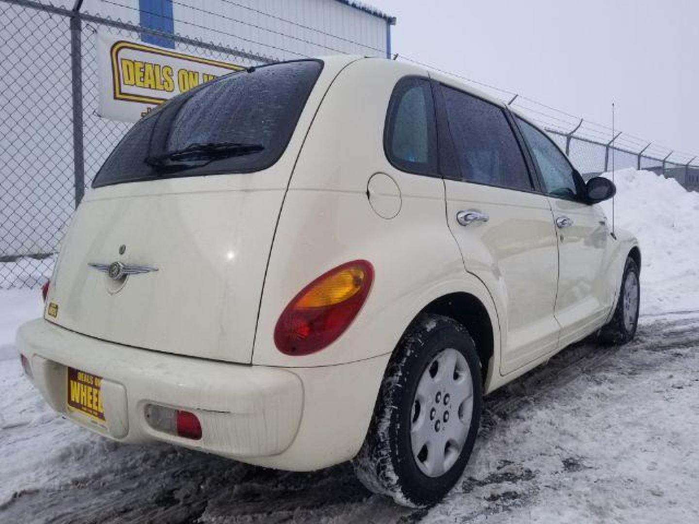 2005 Chrysler PT Cruiser Base (3C4FY48B25T) with an 2.4L L4 DOHC 16V engine, located at 4047 Montana Ave., Billings, MT, 59101, 45.770847, -108.529800 - Photo#4