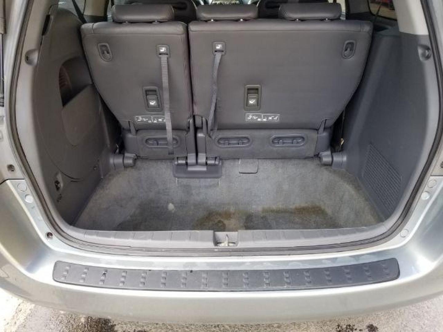 2005 Honda Odyssey EX w/ Leather DVD (5FNRL38735B) with an 3.5L V6 SOHC 24V engine, 5-Speed Automatic transmission, located at 601 E. Idaho St., Kalispell, MT, 59901, (406) 300-4664, 0.000000, 0.000000 - Photo#14