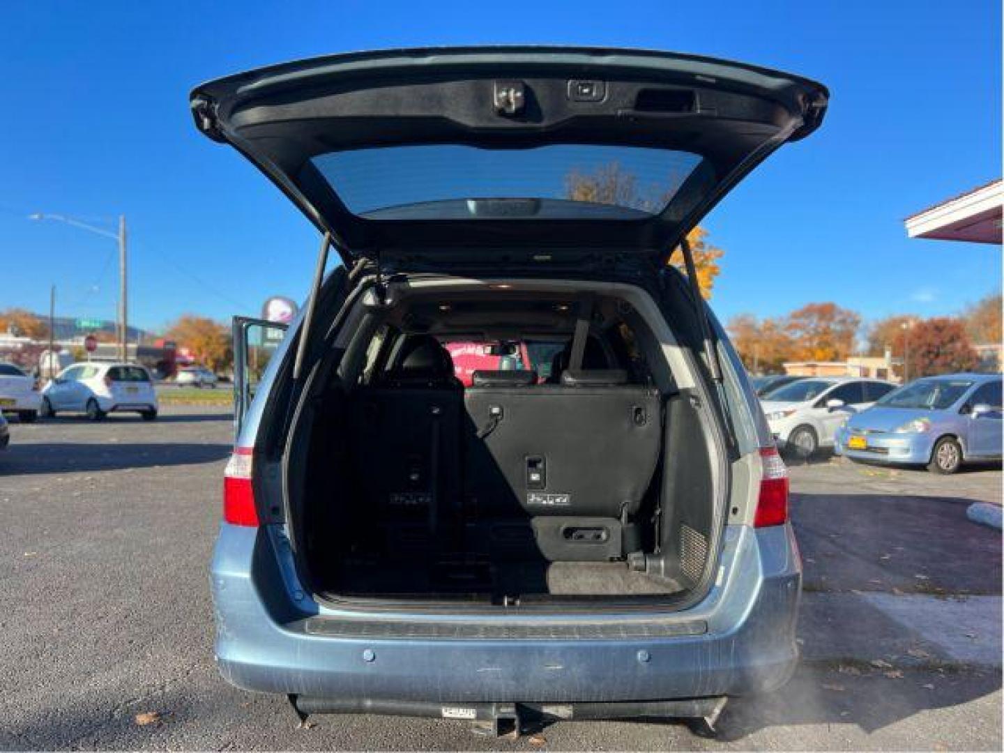 2005 Honda Odyssey Touring (5FNRL38895B) with an 3.5L V6 SOHC 24V engine, 5-Speed Automatic transmission, located at 601 E. Idaho St., Kalispell, MT, 59901, (406) 300-4664, 0.000000, 0.000000 - Photo#10