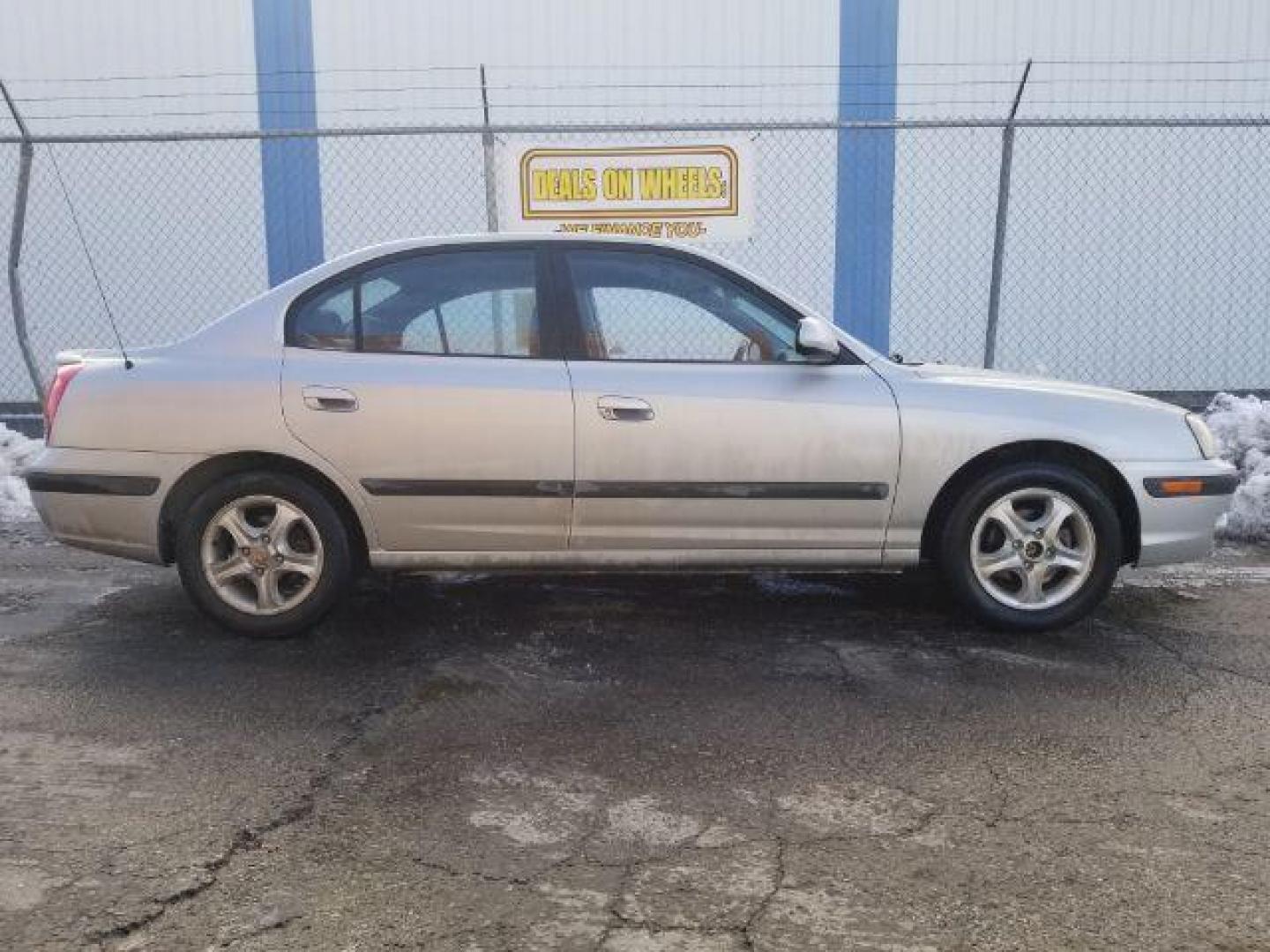 2005 Hyundai Elantra GT 4-Door (KMHDN46D95U) with an 2.0L L4 DOHC 16V engine, located at 601 E. Idaho St., Kalispell, MT, 59901, (406) 300-4664, 0.000000, 0.000000 - Photo#3