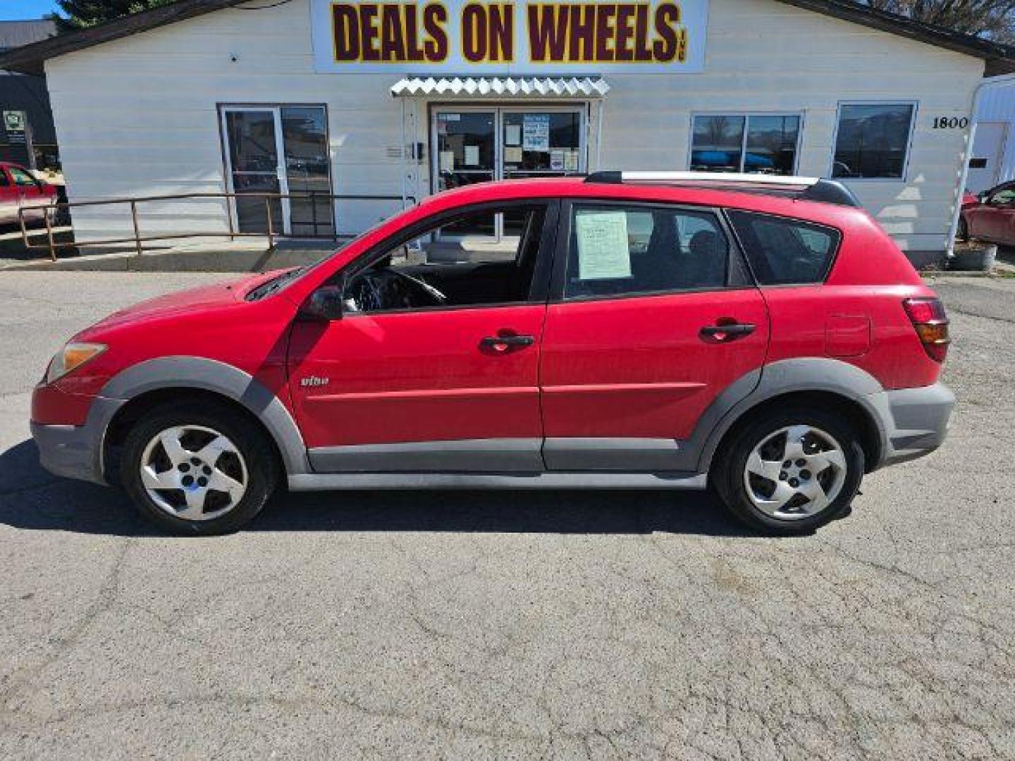 2005 Pontiac Vibe Base (5Y2SL63845Z) with an 1.8L L4 DOHC 16V engine, located at 1800 West Broadway, Missoula, 59808, (406) 543-1986, 46.881348, -114.023628 - Photo#5