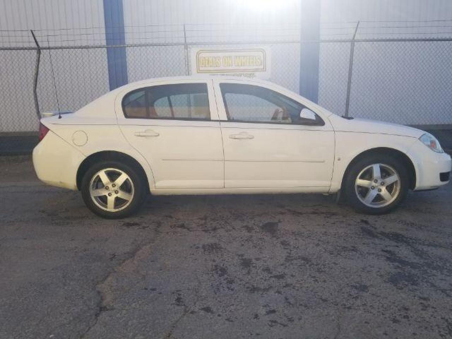 2006 Chevrolet Cobalt LT Sedan (1G1AL55F067) with an 2.2L L4 DOHC 16V engine, located at 601 E. Idaho St., Kalispell, MT, 59901, (406) 300-4664, 0.000000, 0.000000 - Photo#5