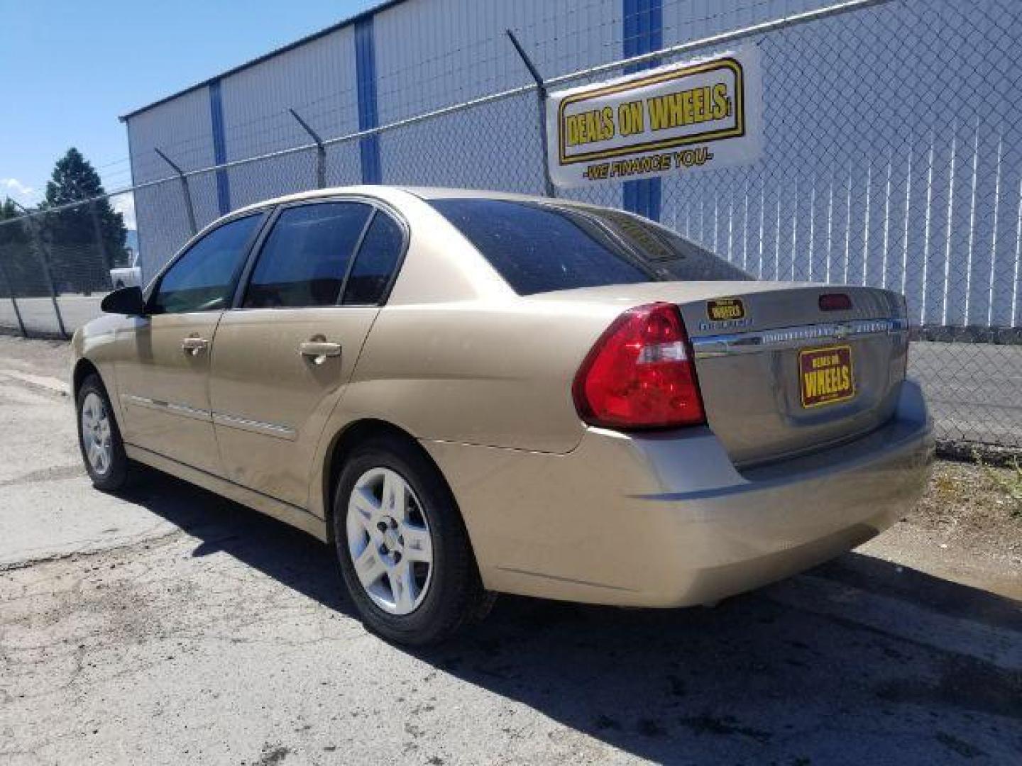 2006 Chevrolet Malibu LT (1G1ZT53F06F) with an 2.2L L4 DOHC 16V engine, 4-Speed Automatic transmission, located at 601 E. Idaho St., Kalispell, MT, 59901, (406) 300-4664, 0.000000, 0.000000 - Photo#3