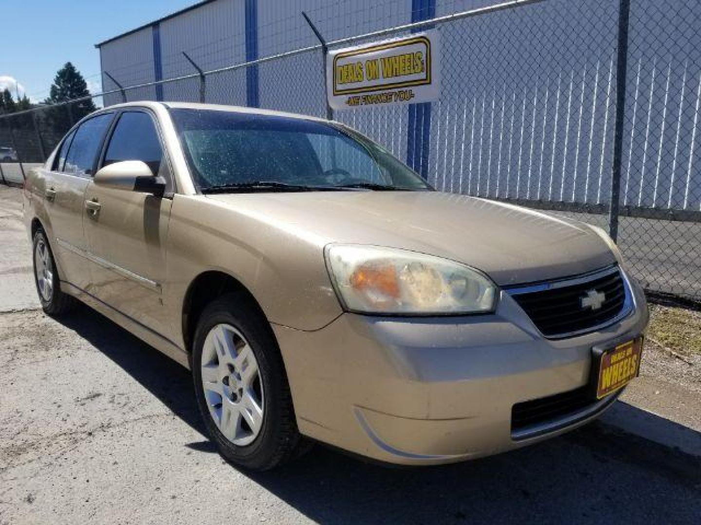 2006 Chevrolet Malibu LT (1G1ZT53F06F) with an 2.2L L4 DOHC 16V engine, 4-Speed Automatic transmission, located at 601 E. Idaho St., Kalispell, MT, 59901, (406) 300-4664, 0.000000, 0.000000 - Photo#6