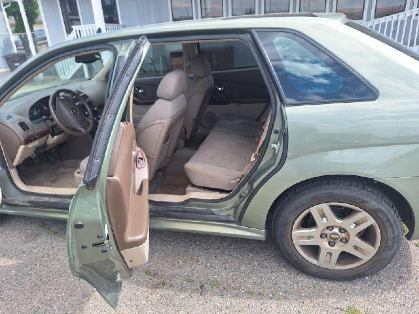 2006 Chevrolet Malibu MAXX LT (1G1ZT63876F) with an 3.5L V6 OHV 12V engine, 4-Speed Automatic transmission, located at 1821 N Montana Ave., Helena, MT, 59601, 0.000000, 0.000000 - Photo#6