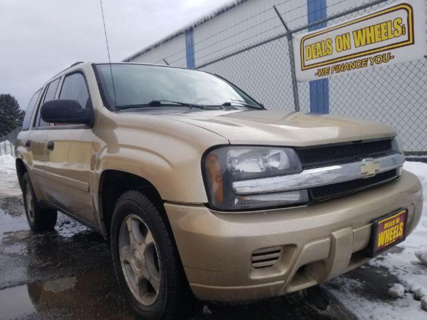 2006 Chevrolet TrailBlazer LS 4WD (1GNDT13S362) with an 4.2L L6 DOHC 24V engine, 4-Speed Automatic transmission, located at 1800 West Broadway, Missoula, 59808, (406) 543-1986, 46.881348, -114.023628 - Photo#2