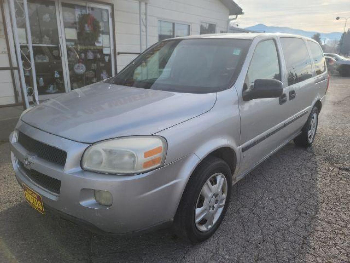 2006 Chevrolet Uplander EXT LS FWD 1LS (1GNDV23L66D) with an 3.5L V6 OHV 16V engine, 4-Speed Automatic transmission, located at 1800 West Broadway, Missoula, 59808, (406) 543-1986, 46.881348, -114.023628 - Photo#0