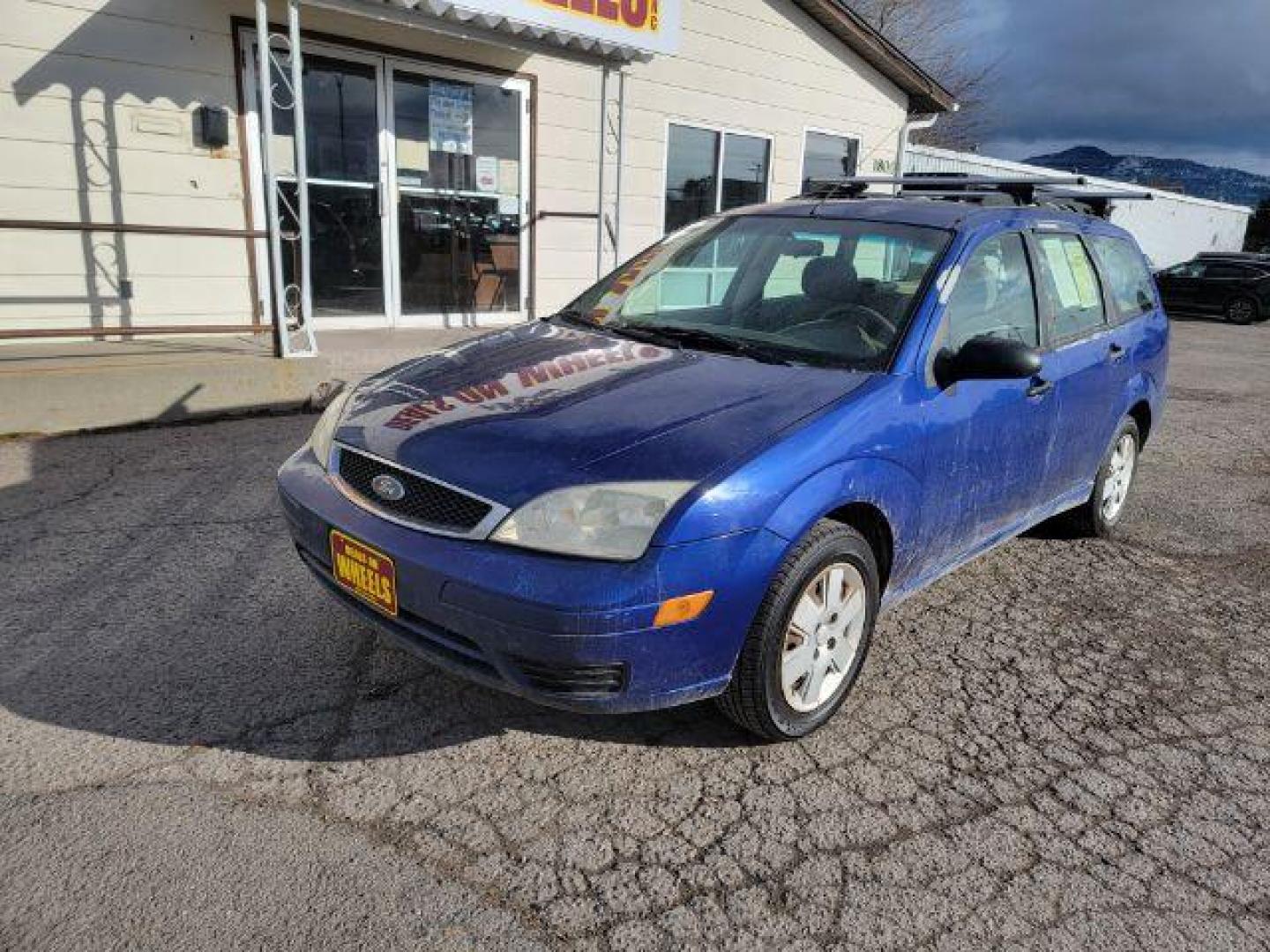 2006 Ford Focus Wagon ZXW SE (1FAFP36N16W) with an 2.0L L4 DOHC 16V engine, located at 1800 West Broadway, Missoula, 59808, (406) 543-1986, 46.881348, -114.023628 - Photo#5