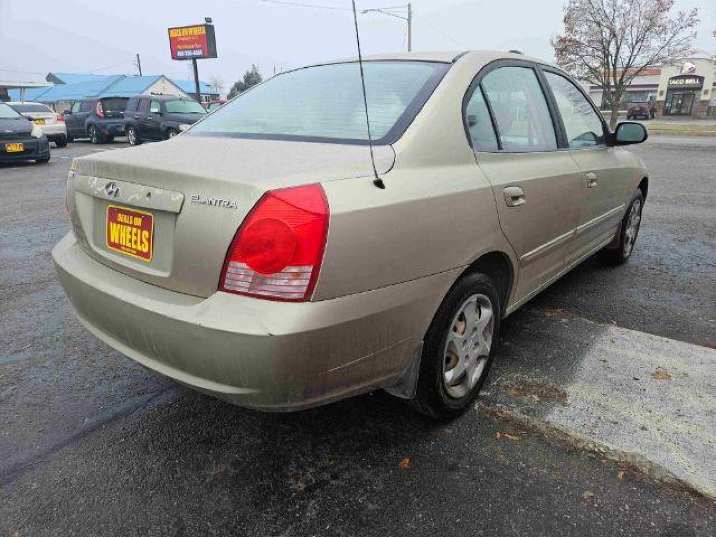 2006 Hyundai Elantra GLS 4-Door (KMHDN46D96U) with an 2.0L L4 DOHC 16V engine, located at 601 E. Idaho St., Kalispell, MT, 59901, (406) 300-4664, 0.000000, 0.000000 - Photo#4