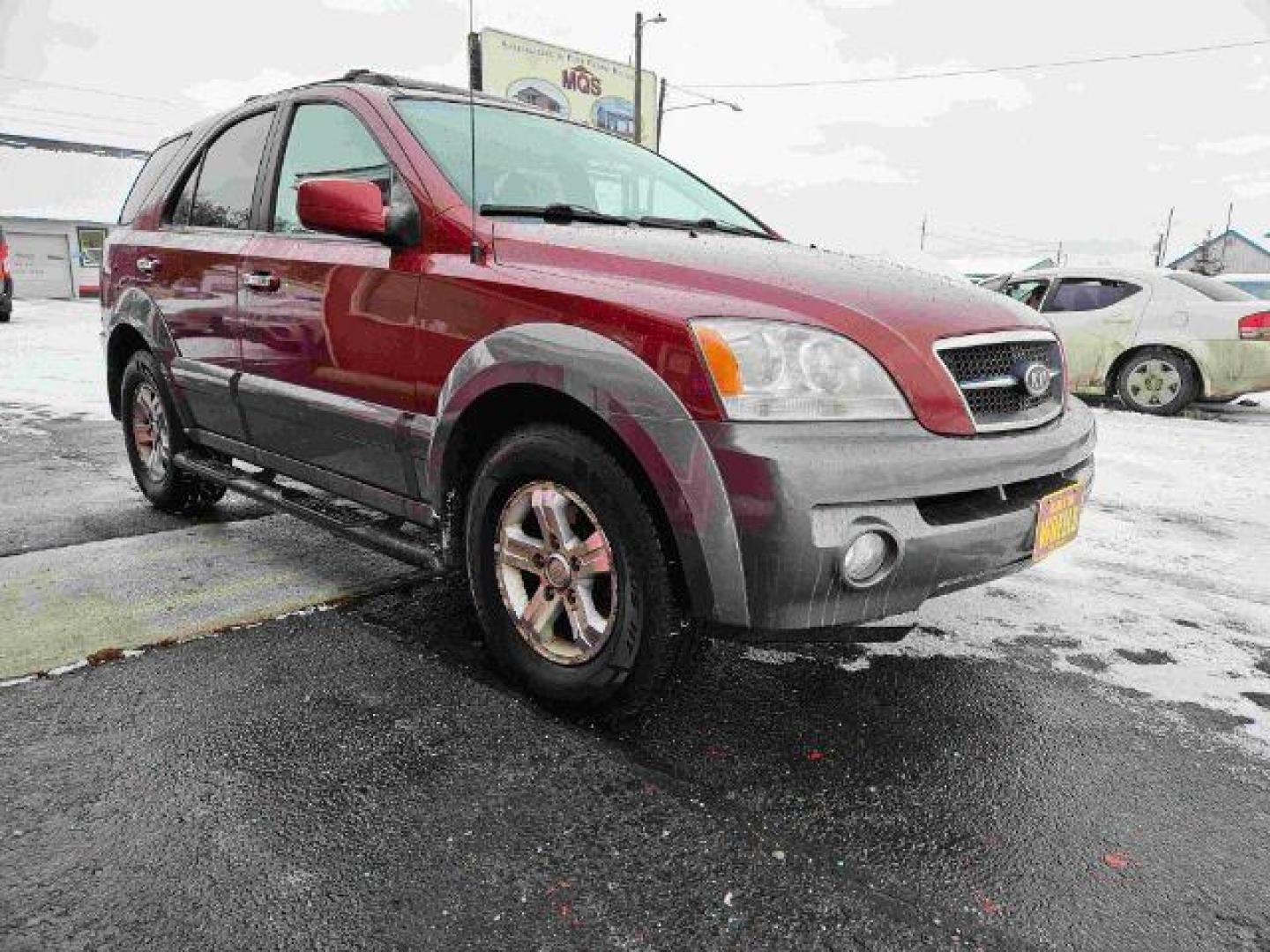 2006 Kia Sorento EX 4WD (KNDJC733665) with an 3.5L V6 DOHC 16V engine, 5-Speed Automatic transmission, located at 601 E. Idaho St., Kalispell, MT, 59901, (406) 300-4664, 0.000000, 0.000000 - Photo#6