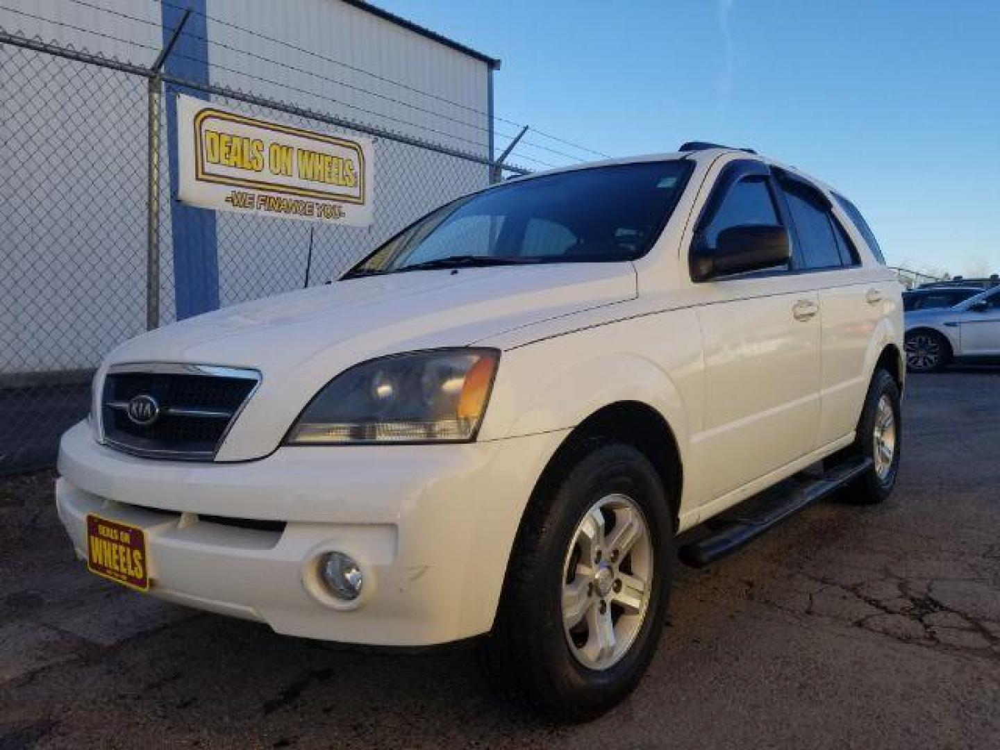 2006 Kia Sorento LX 4WD (KNDJC733865) with an 3.5L V6 DOHC 16V engine, located at 601 E. Idaho St., Kalispell, MT, 59901, (406) 300-4664, 0.000000, 0.000000 - Photo#0