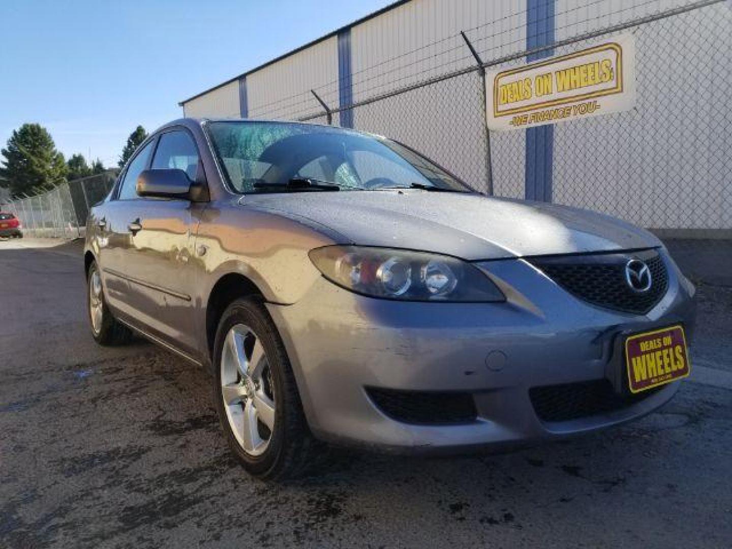 2006 Mazda MAZDA3 i 4-door (JM1BK12FX61) with an 2.0L L4 DOHC 16V engine, located at 601 E. Idaho St., Kalispell, MT, 59901, (406) 300-4664, 0.000000, 0.000000 - Photo#6