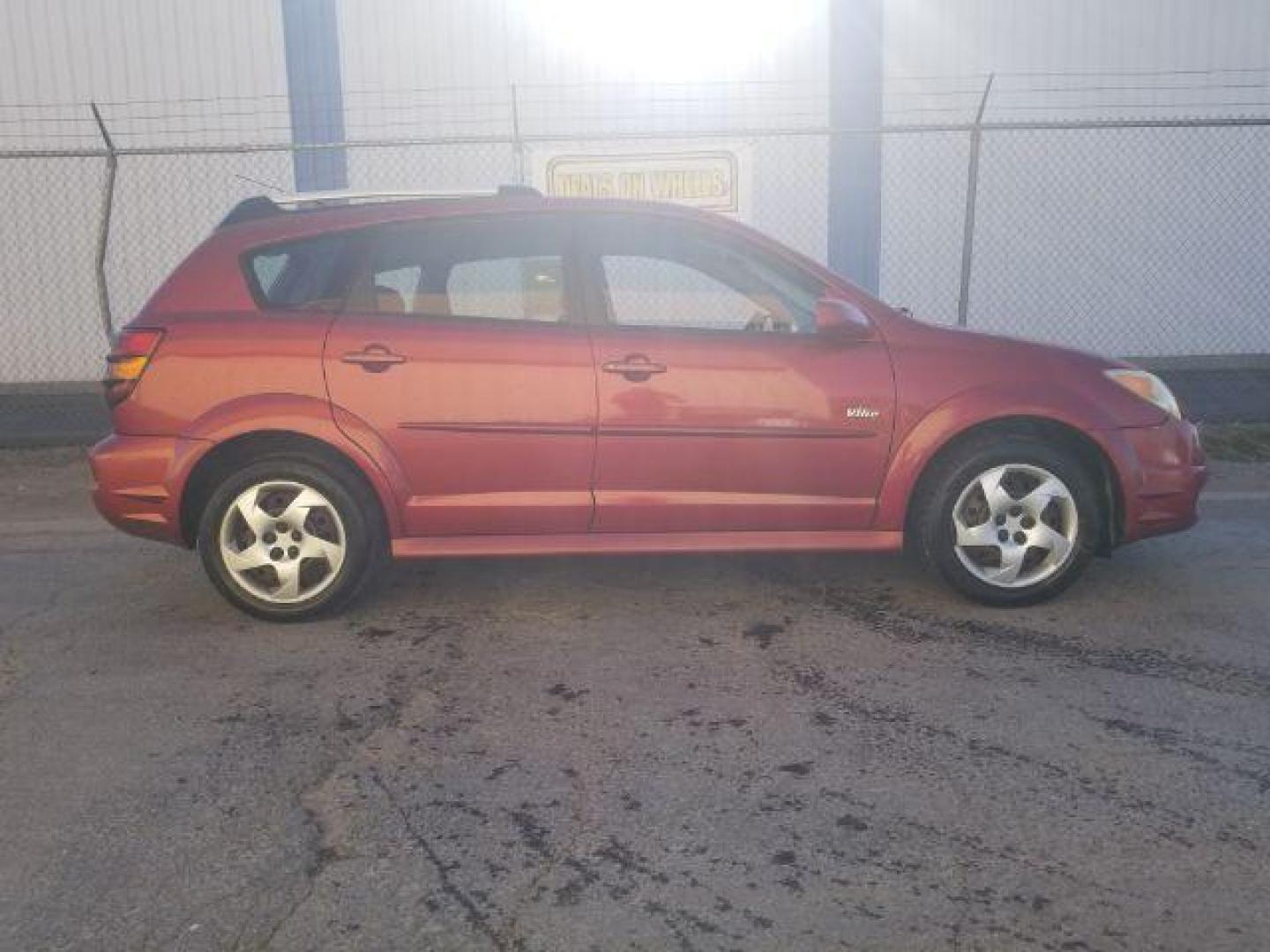 2006 Pontiac Vibe Base (5Y2SL658X6Z) with an 1.8L L4 DOHC 16V engine, located at 4801 10th Ave S,, Great Falls, MT, 59405, 0.000000, 0.000000 - Photo#5