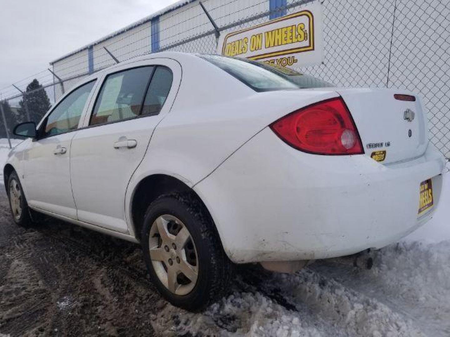 2007 Chevrolet Cobalt LS Sedan (1G1AK55F177) with an 2.2L L4 DOHC 16V engine, located at 1821 N Montana Ave., Helena, MT, 59601, 0.000000, 0.000000 - Photo#5