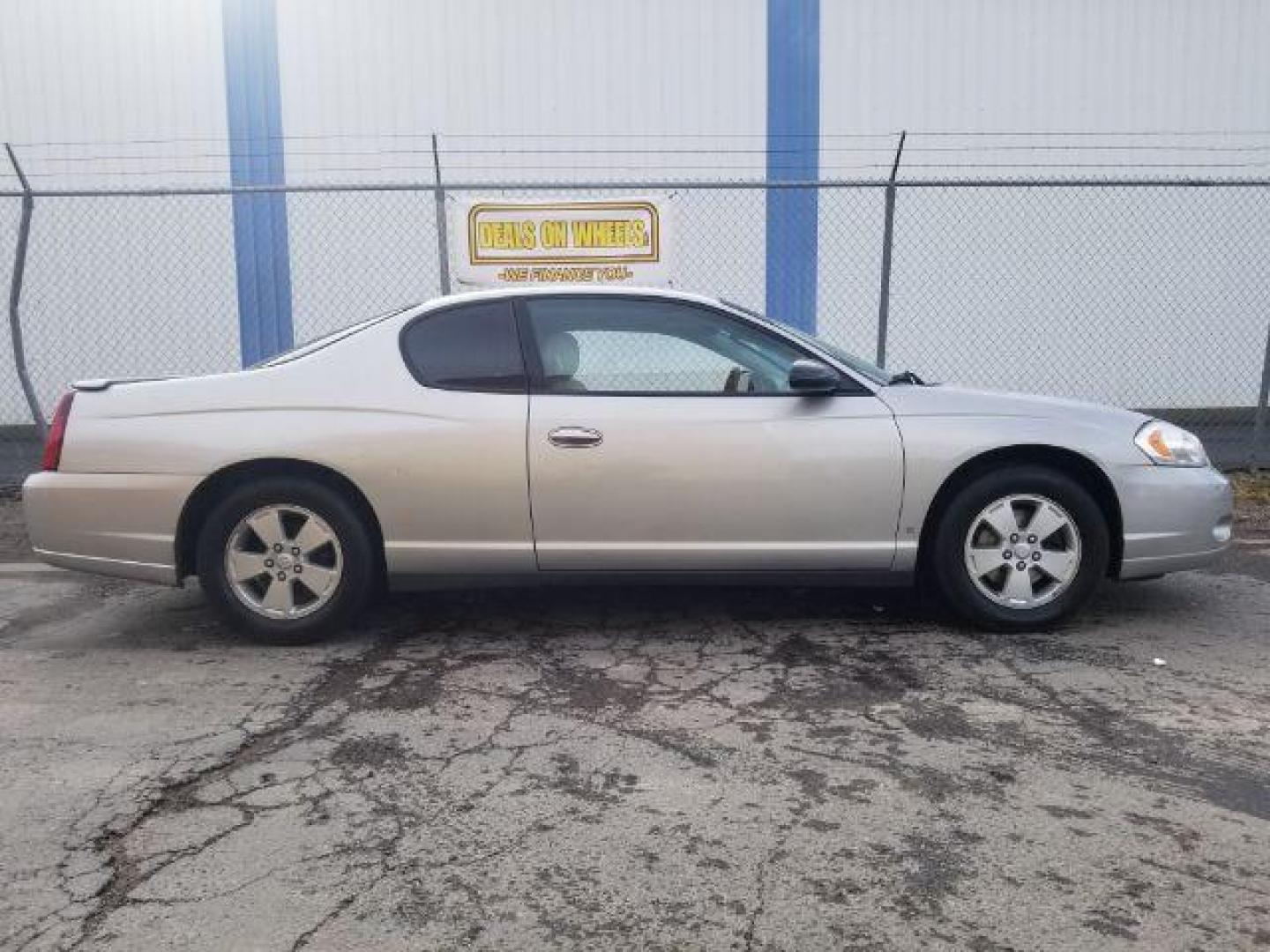 2007 Chevrolet Monte Carlo LS (2G1WJ15K179) with an 3.5L V6 OHV 12V FFV engine, 4-Speed Automatic transmission, located at 4801 10th Ave S,, Great Falls, MT, 59405, 0.000000, 0.000000 - Photo#3