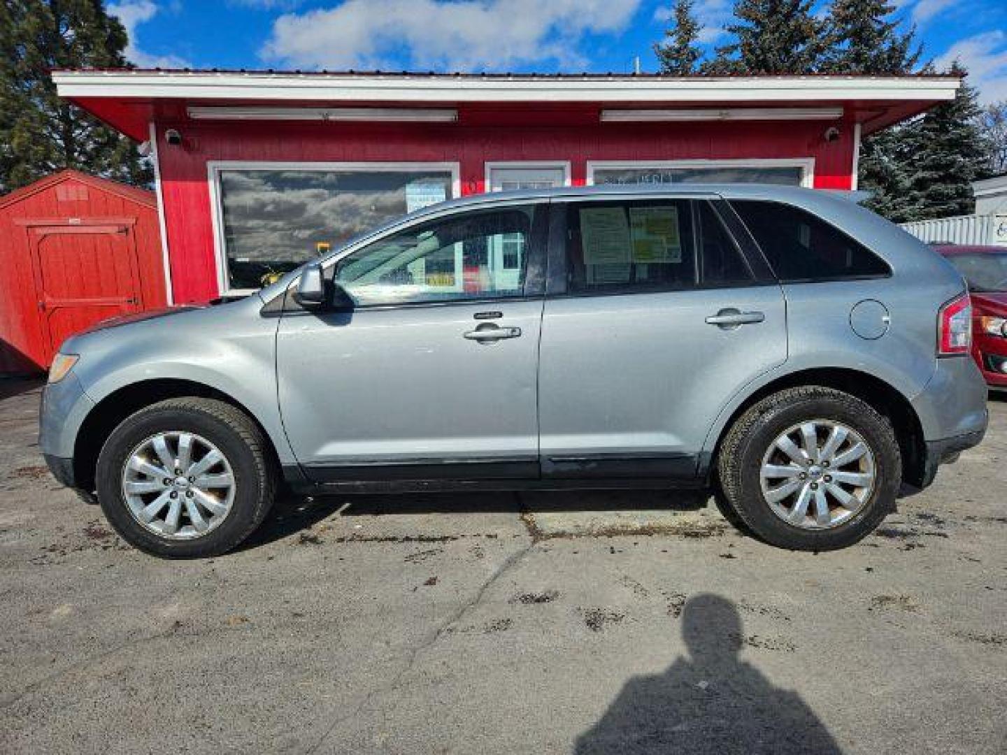 2007 Ford Edge SEL FWD (2FMDK38C57B) with an 3.5L V6 DOHC 24V engine, 6-Speed Automatic transmission, located at 601 E. Idaho St., Kalispell, MT, 59901, (406) 300-4664, 0.000000, 0.000000 - Photo#1