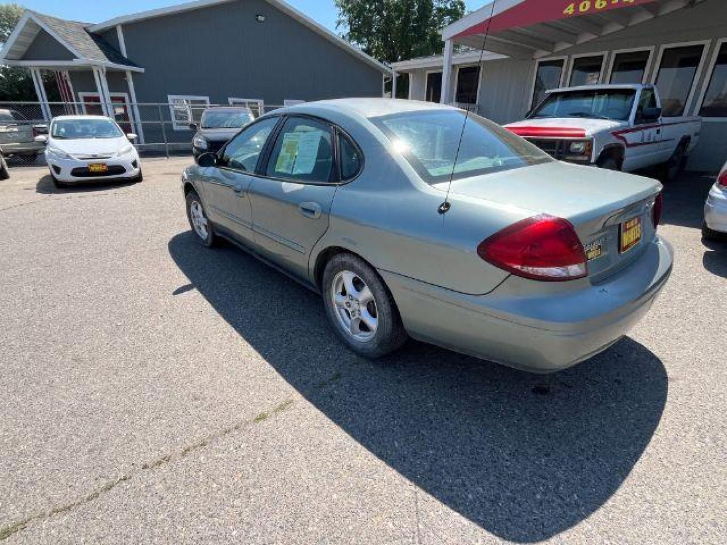 2007 Green Ford Taurus n/a (1FAFP53UX7A) with an 3.0 L engine, located at 1821 N Montana Ave., Helena, MT, 59601, 0.000000, 0.000000 - Photo#6