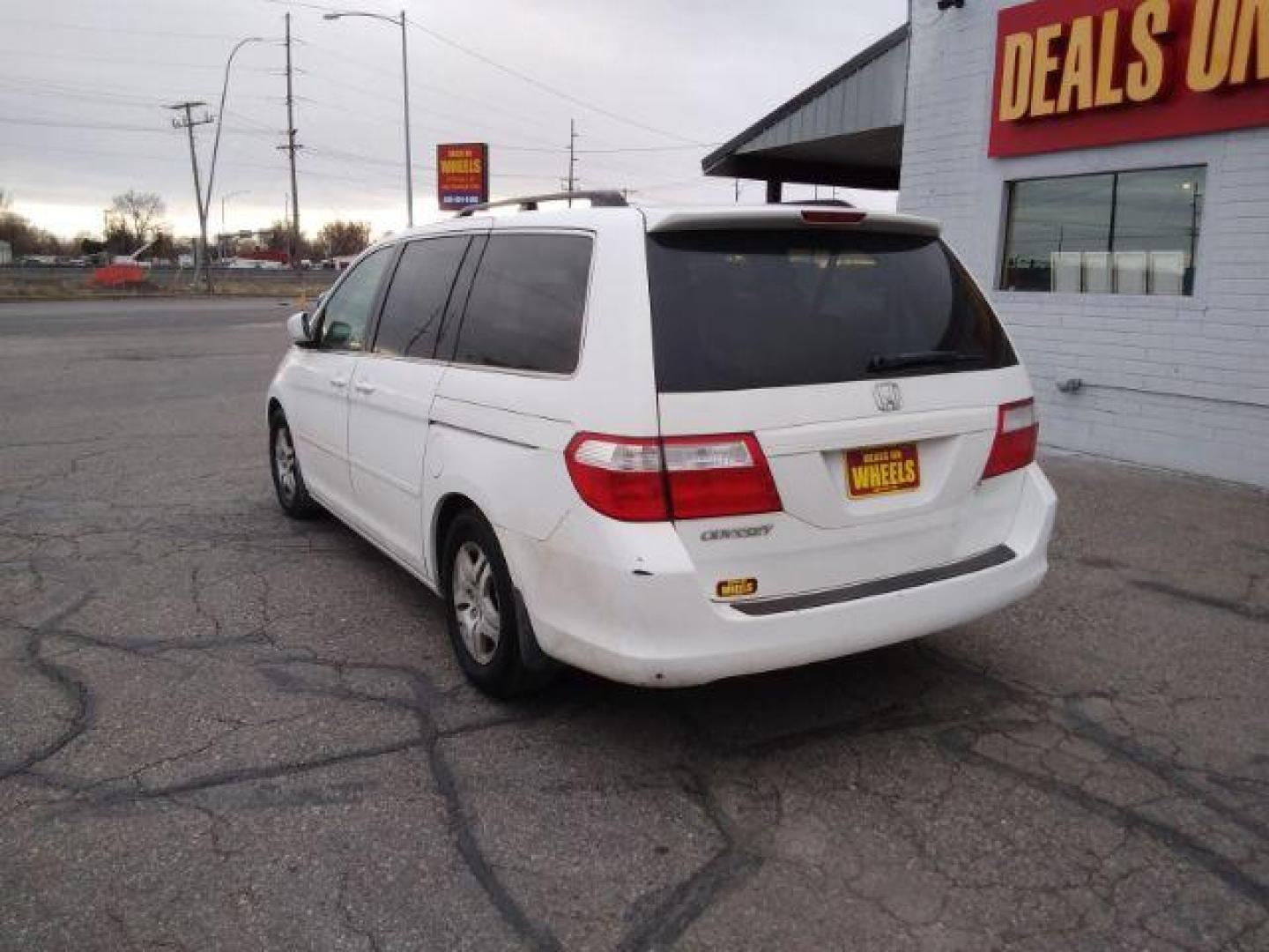 2007 Honda Odyssey EX (5FNRL38407B) with an 3.5L V6 SOHC 24V engine, 5-Speed Automatic transmission, located at 4047 Montana Ave., Billings, MT, 59101, 45.770847, -108.529800 - Photo#6