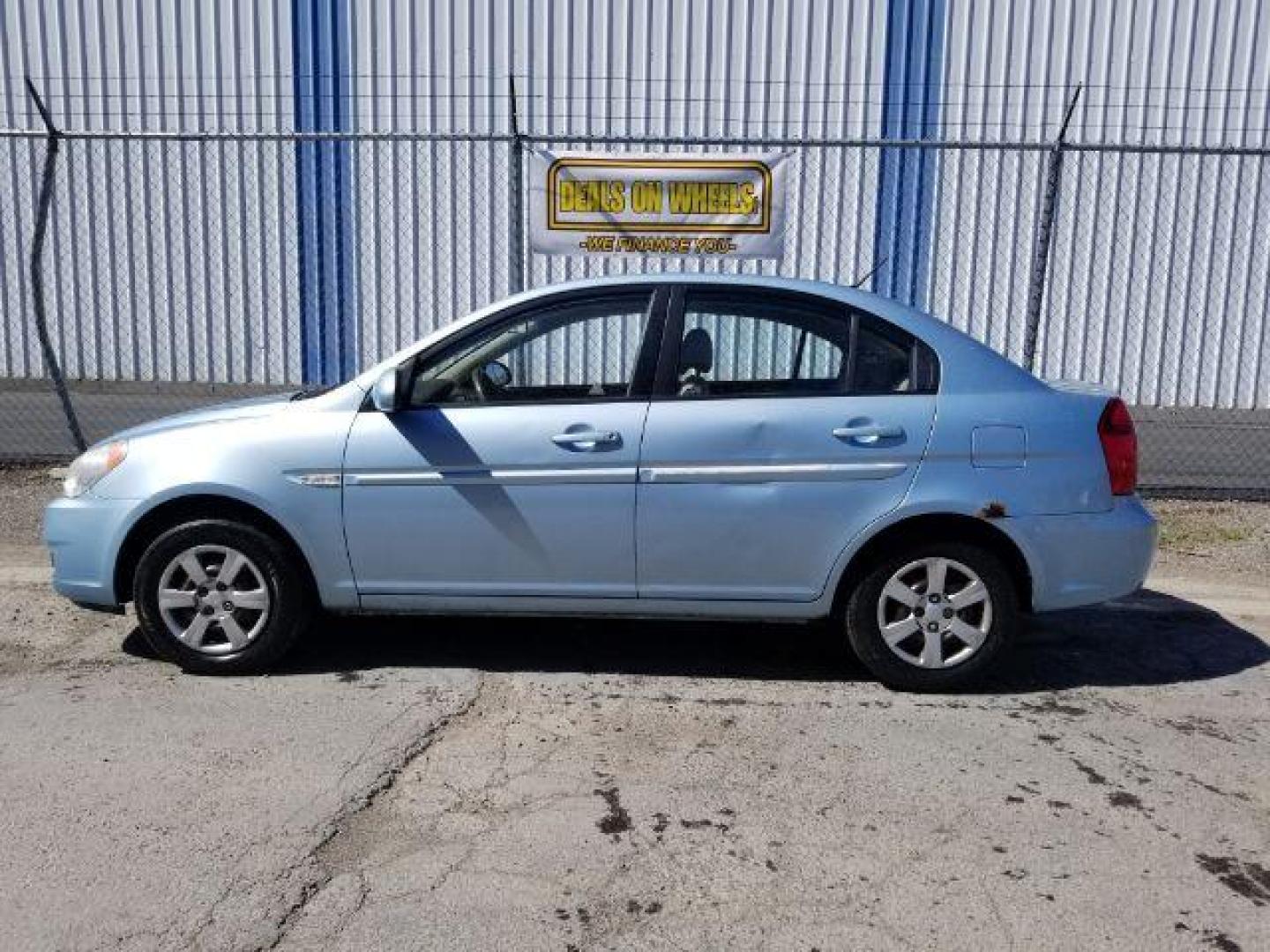 2007 Hyundai Accent GLS 4-Door (KMHCN46CX7U) with an 1.6L L4 DOHC 16V engine, located at 601 E. Idaho St., Kalispell, MT, 59901, (406) 300-4664, 0.000000, 0.000000 - Photo#2