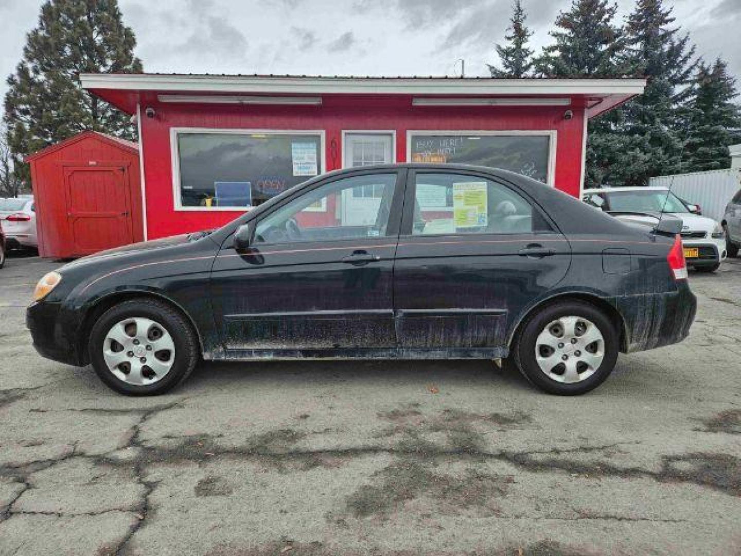 2007 Kia Spectra EX (KNAFE122675) with an 2.0L L4 DOHC 16V engine, located at 601 E. Idaho St., Kalispell, MT, 59901, (406) 300-4664, 0.000000, 0.000000 - Photo#1