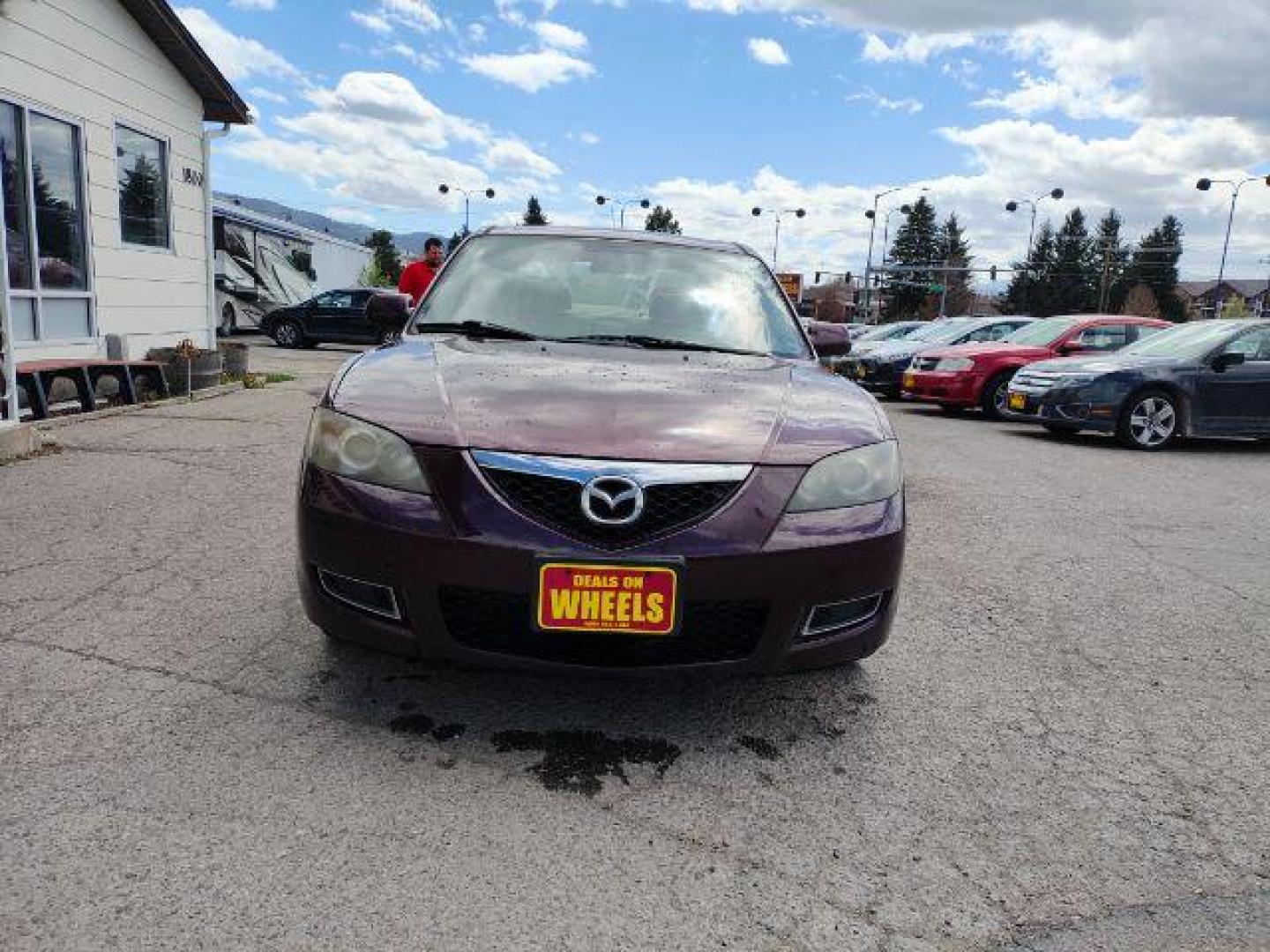 2007 Mazda MAZDA3 SEDAN 4-DR (JM1BK32F471) with an 2.0L L4 DOHC 16V engine, located at 1800 West Broadway, Missoula, 59808, (406) 543-1986, 46.881348, -114.023628 - Photo#1