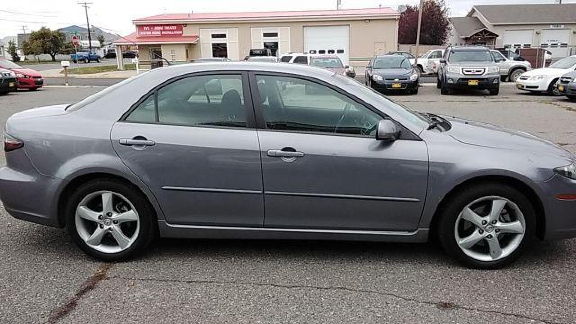 2007 Mazda Mazda6 s Sports Sedan Grand (1YVHP80D975) with an 3.0L V6 DOHC 24V engine, located at 1821 N Montana Ave., Helena, MT, 59601, 0.000000, 0.000000 - Photo#3