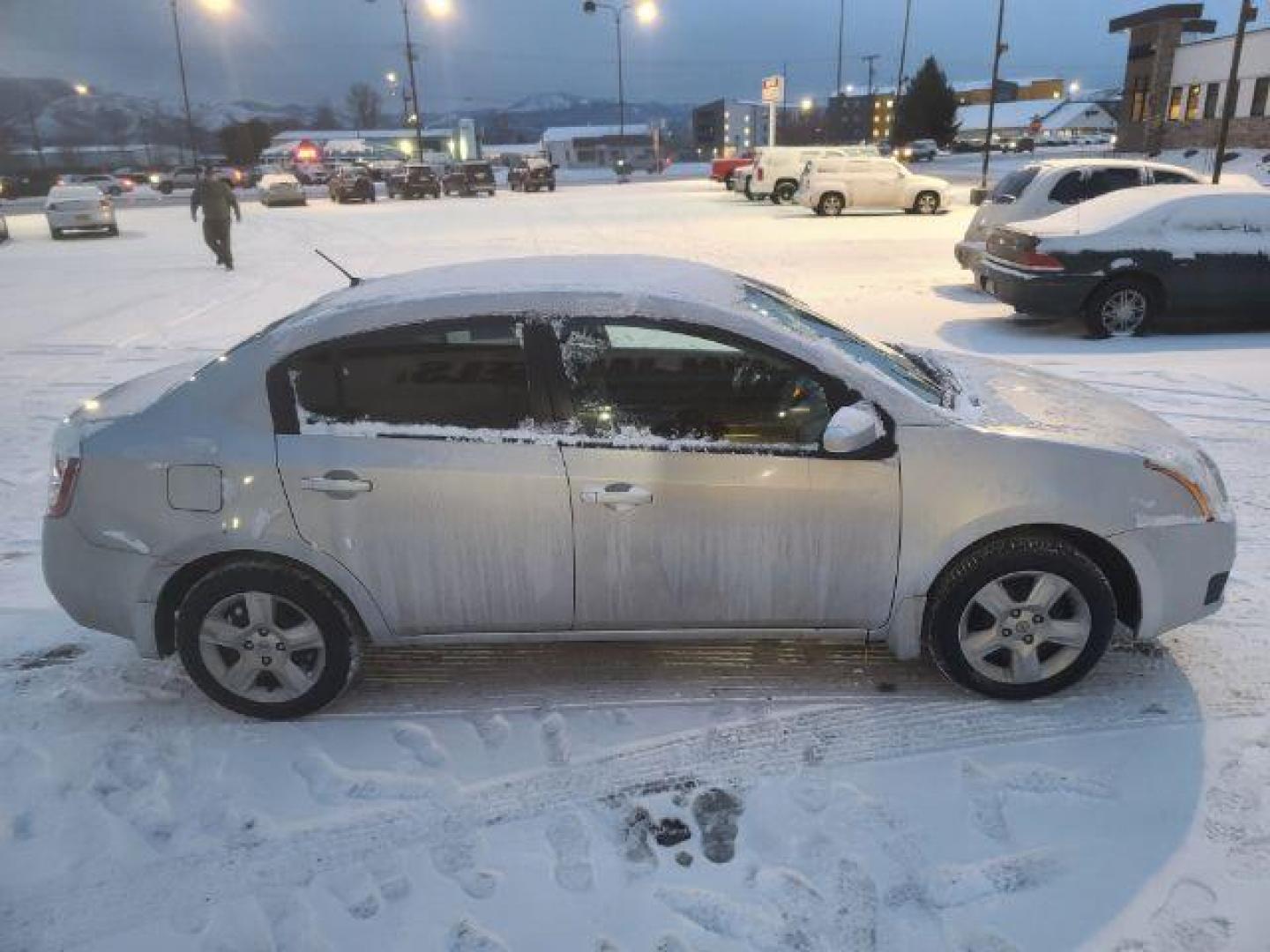 2007 Nissan Sentra 2.0 S (3N1AB61E97L) with an 2.0L L4 DOHC 16V engine, located at 1800 West Broadway, Missoula, 59808, (406) 543-1986, 46.881348, -114.023628 - Photo#2