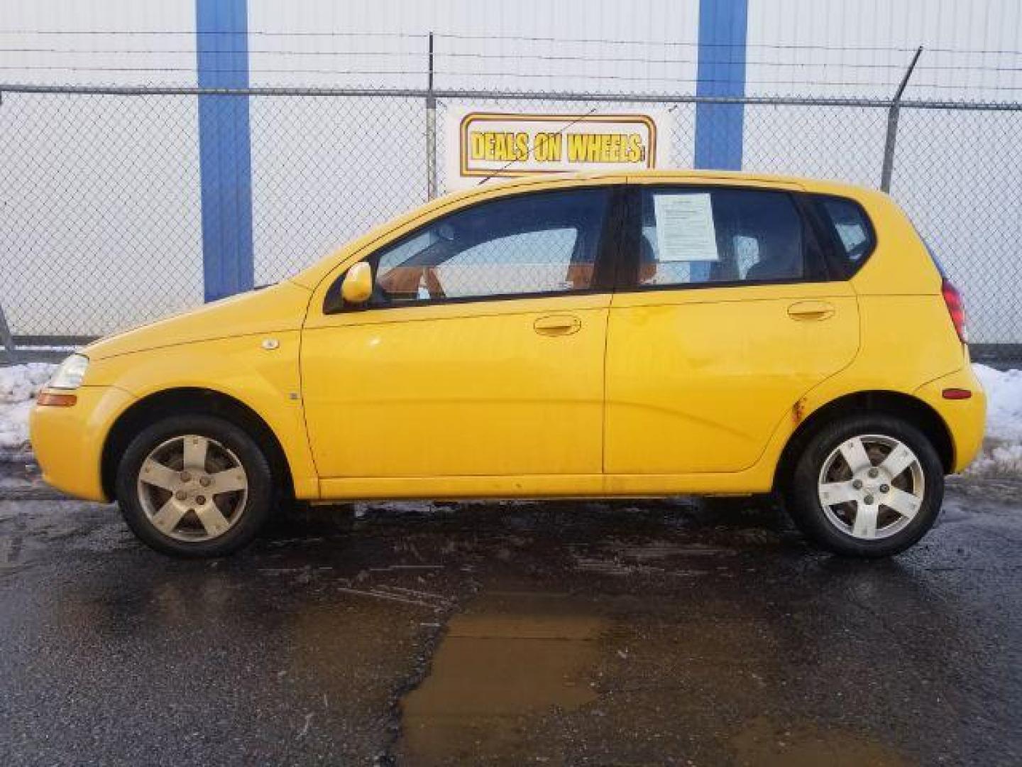 2008 Chevrolet Aveo5 SVM (KL1TD66658B) with an 1.6L L4 DOHC 16V engine, 5-Speed Manual transmission, located at 1821 N Montana Ave., Helena, MT, 59601, 0.000000, 0.000000 - Photo#6