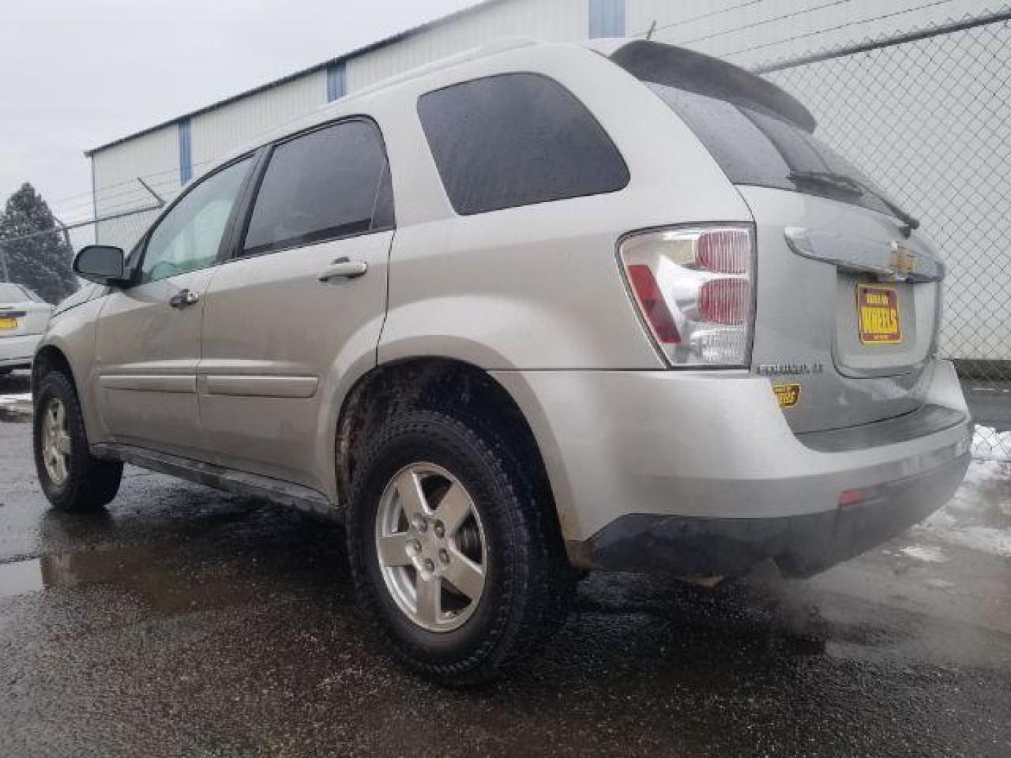 2008 Chevrolet Equinox LT1 AWD (2CNDL43F086) with an 3.4L V6 OHV 12V engine, 5-Speed Automatic transmission, located at 4801 10th Ave S,, Great Falls, MT, 59405, 0.000000, 0.000000 - Photo#5