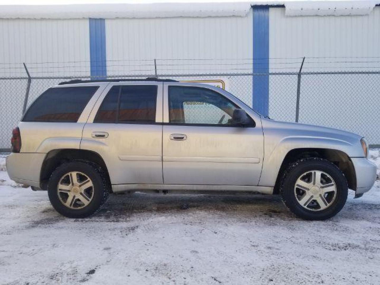 2008 Chevrolet TrailBlazer LT2 4WD (1GNDT13S882) with an 4.2L L6 DOHC 24V engine, 4-Speed Automatic transmission, located at 1800 West Broadway, Missoula, 59808, (406) 543-1986, 46.881348, -114.023628 - Photo#3