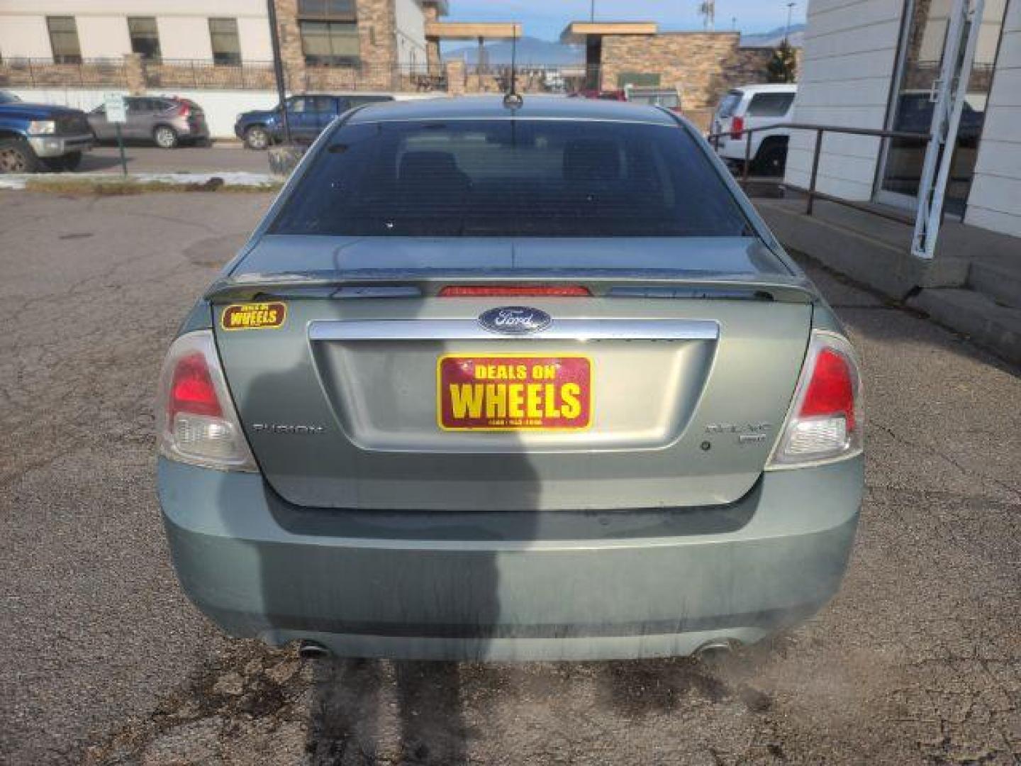 2008 Ford Fusion V6 SEL AWD (3FAHP02108R) with an 3.0L V6 DOHC 24V engine, located at 1800 West Broadway, Missoula, 59808, (406) 543-1986, 46.881348, -114.023628 - Photo#4