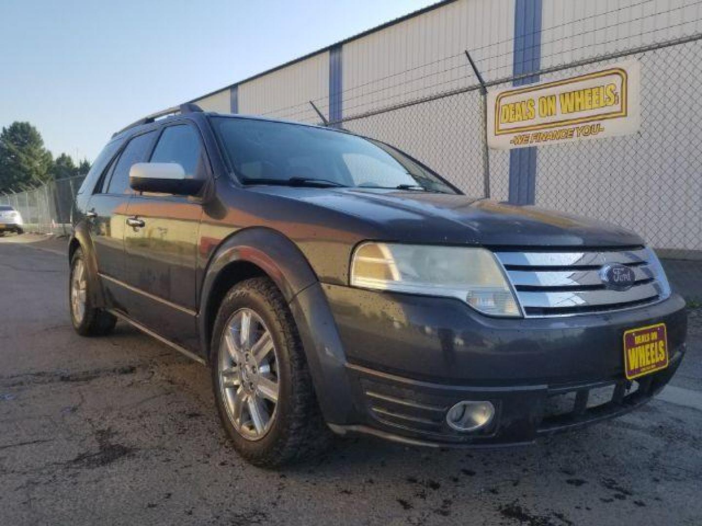 2008 Ford Taurus X Limited AWD (1FMDK06W18G) with an 3.5L V6 DOHC 24V engine, 6-Speed Automatic transmission, located at 4801 10th Ave S,, Great Falls, MT, 59405, 0.000000, 0.000000 - Photo#6