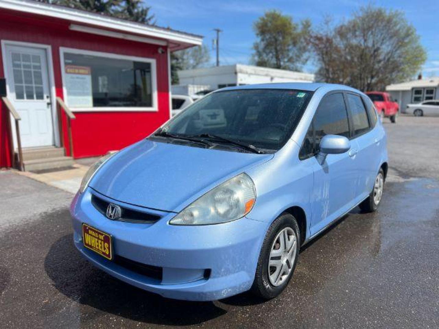 2008 Honda Fit 5-Speed MT (JHMGD37448S) with an 1.5L L4 SOHC 16V engine, 5-Speed Automatic transmission, located at 601 E. Idaho St., Kalispell, MT, 59901, (406) 300-4664, 0.000000, 0.000000 - Photo#0