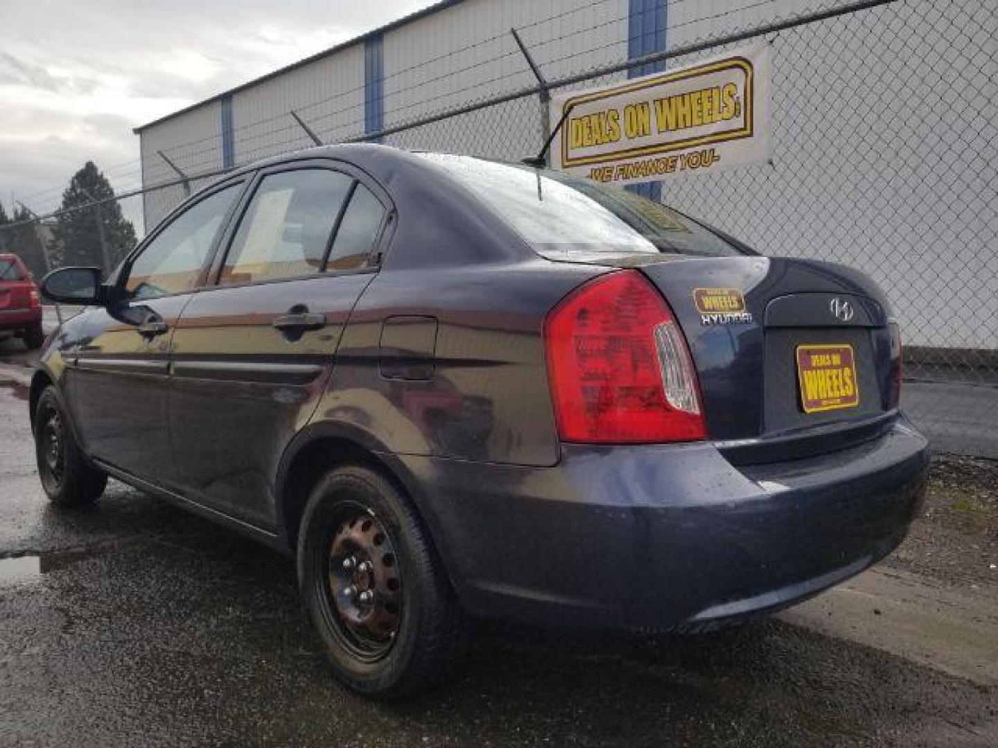 2008 Hyundai Accent GLS 4-Door (KMHCN46C48U) with an 1.6L L4 DOHC 16V engine, located at 601 E. Idaho St., Kalispell, MT, 59901, (406) 300-4664, 0.000000, 0.000000 - Photo#5