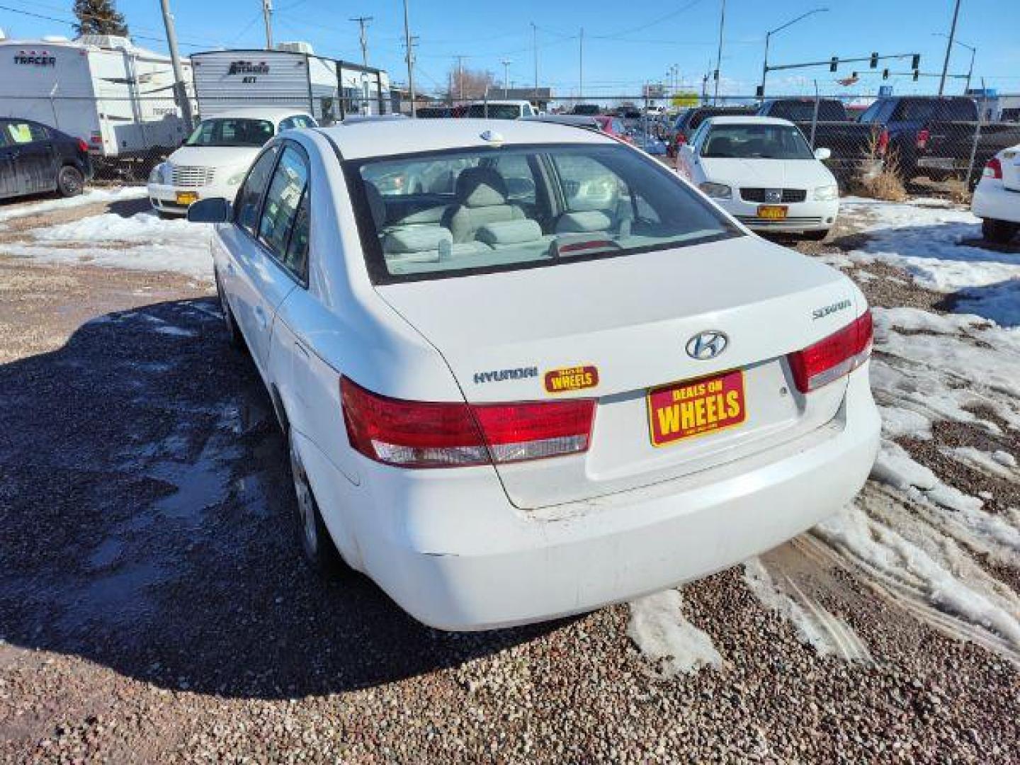 2008 Hyundai Sonata GLS (5NPET46C18H) with an 2.4L L4 DOHC 16V engine, located at 4801 10th Ave S,, Great Falls, MT, 59405, 0.000000, 0.000000 - Photo#1