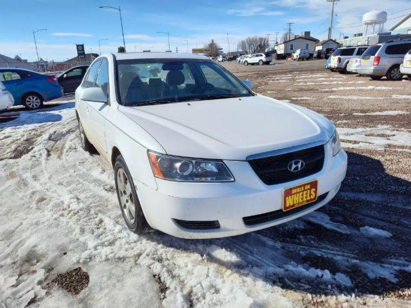 2008 Hyundai Sonata GLS (5NPET46C18H) with an 2.4L L4 DOHC 16V engine, located at 4801 10th Ave S,, Great Falls, MT, 59405, 0.000000, 0.000000 - Photo#5