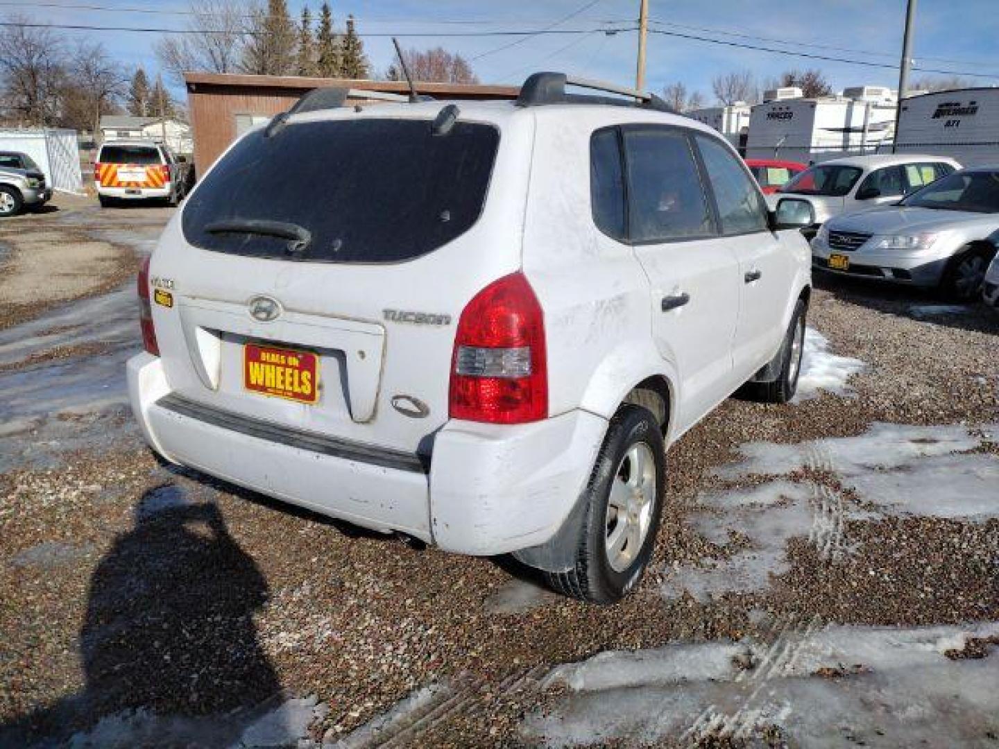 2008 Hyundai Tucson GLS 2.0 2WD (KM8JM12B88U) with an 2.0L L4 DOHC 16V engine, 4-Speed Automatic transmission, located at 4801 10th Ave S,, Great Falls, MT, 59405, 0.000000, 0.000000 - Photo#4