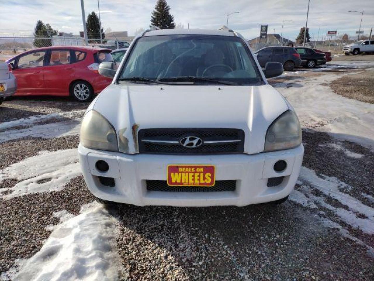 2008 Hyundai Tucson GLS 2.0 2WD (KM8JM12B88U) with an 2.0L L4 DOHC 16V engine, 4-Speed Automatic transmission, located at 4801 10th Ave S,, Great Falls, MT, 59405, 0.000000, 0.000000 - Photo#7