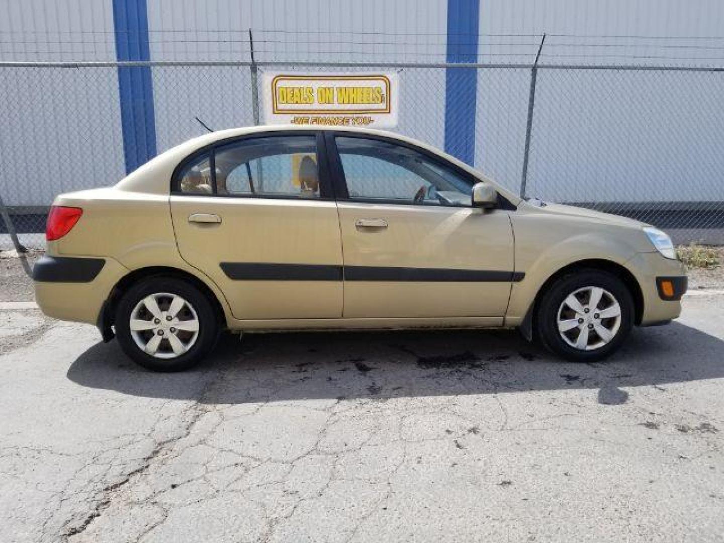 2008 Kia Rio LX (KNADE123186) with an 1.6L L4 DOHC 16V engine, 5-Speed Manual transmission, located at 1800 West Broadway, Missoula, 59808, (406) 543-1986, 46.881348, -114.023628 - Photo#5