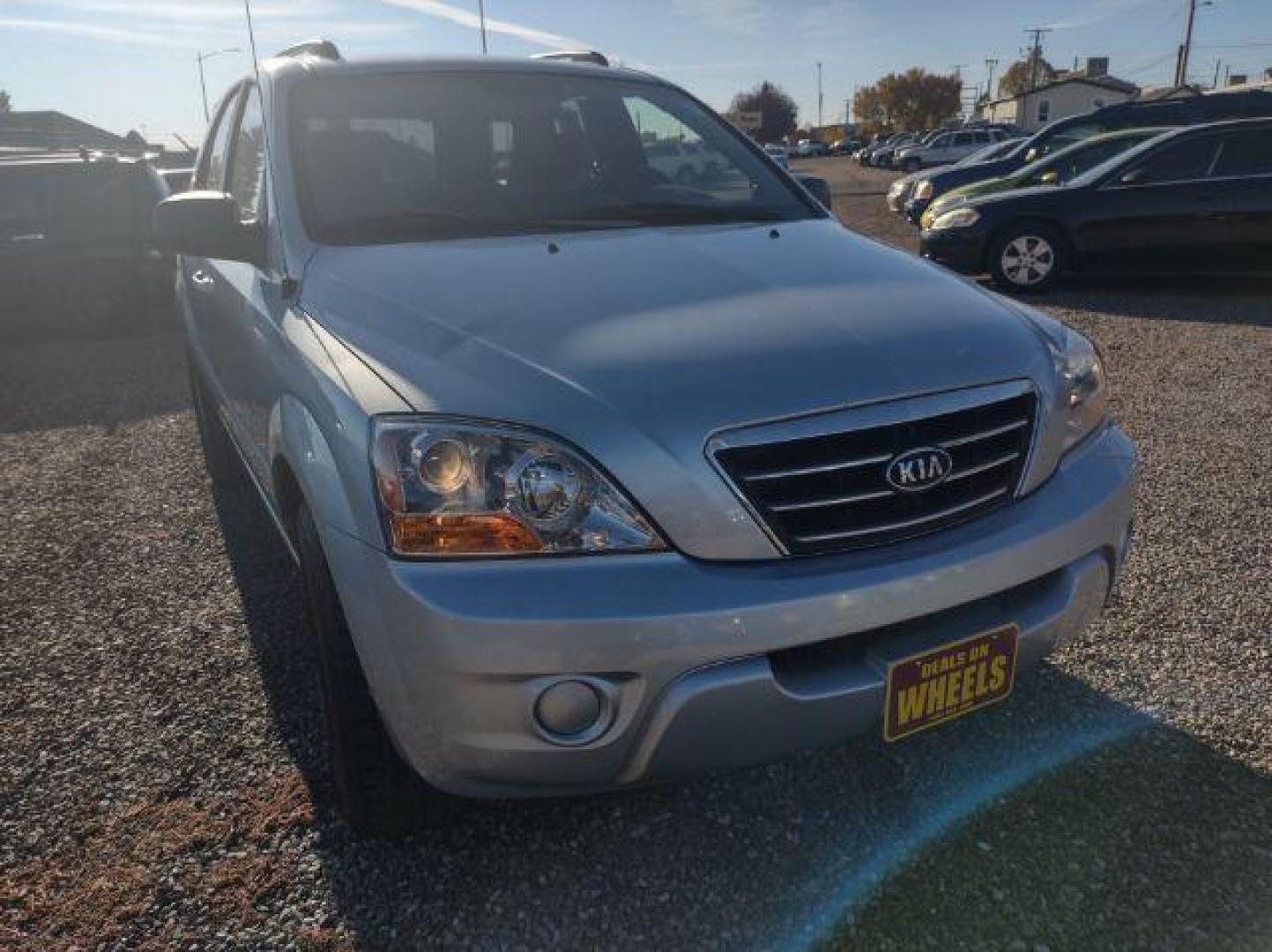 2008 Kia Sorento LX 4WD (KNDJC735885) with an 3.3L V6 DOHC 24V engine, 5-Speed Automatic transmission, located at 4801 10th Ave S,, Great Falls, MT, 59405, 0.000000, 0.000000 - Photo#6