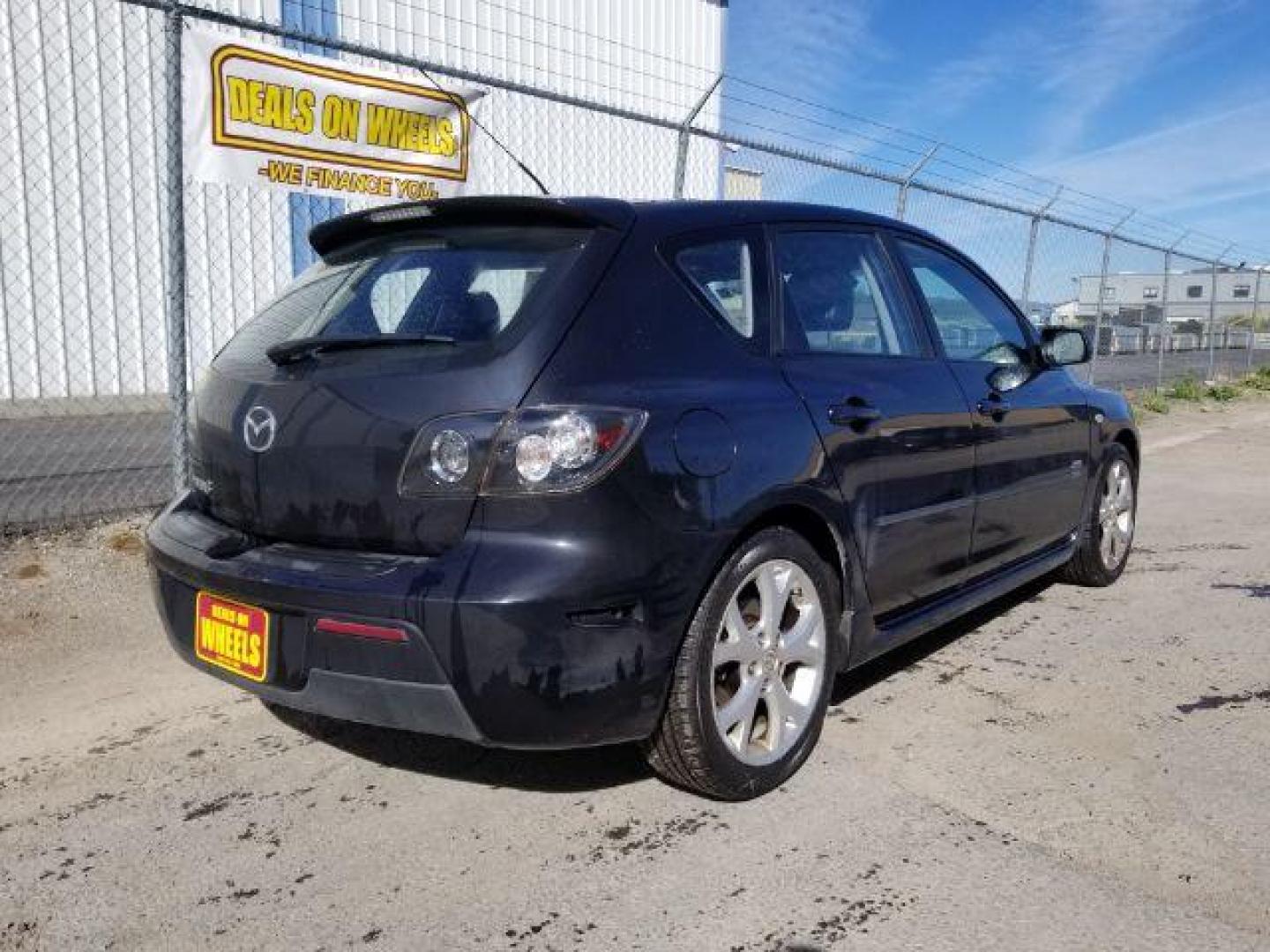 2008 Mazda MAZDA3 s Grand Touring 5-Door (JM1BK343081) with an 2.3L L4 DOHC 16V engine, located at 1821 N Montana Ave., Helena, MT, 59601, 0.000000, 0.000000 - Photo#4