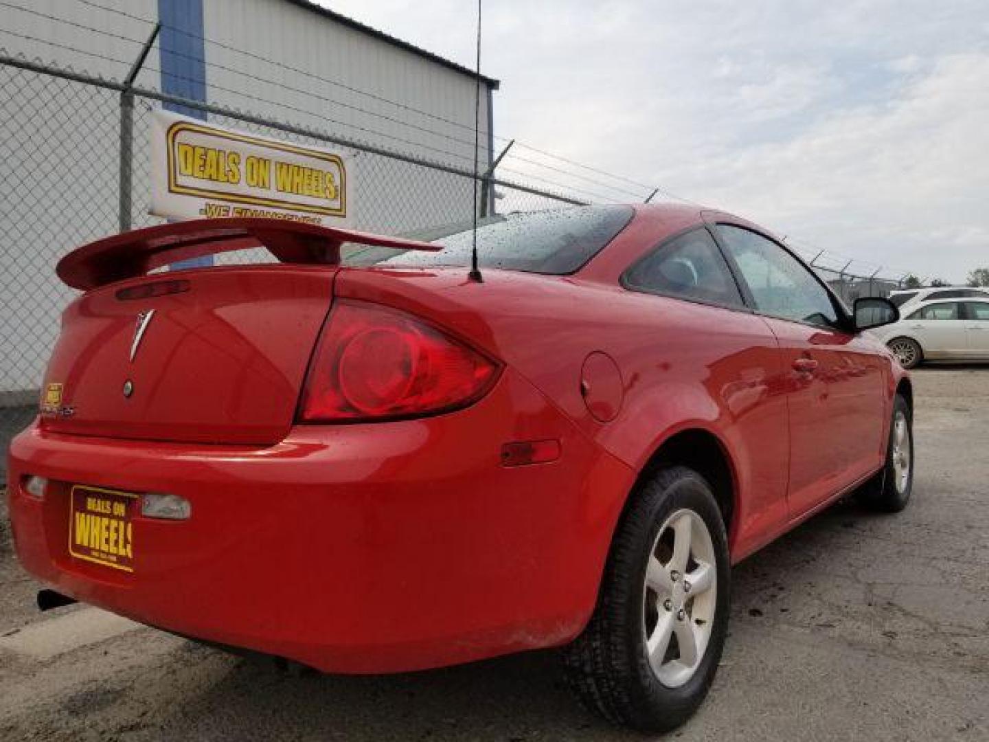 2008 Pontiac G5 Coupe (1G2AL18F687) with an 2.2L L4 DOHC 16V engine, Automatic transmission, located at 4801 10th Ave S,, Great Falls, MT, 59405, 0.000000, 0.000000 - Photo#4