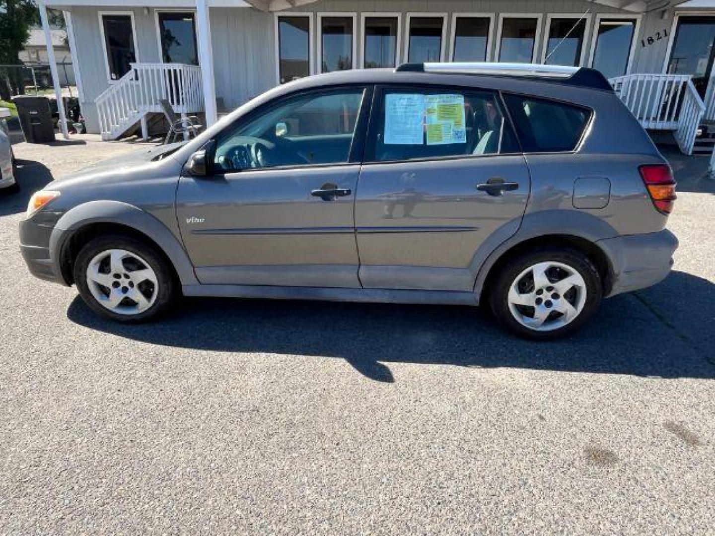 2008 Pontiac Vibe Base (5Y2SL65868Z) with an 1.8L L4 DOHC 16V engine, 5-Speed Manual transmission, located at 1821 N Montana Ave., Helena, MT, 59601, 0.000000, 0.000000 - Photo#5